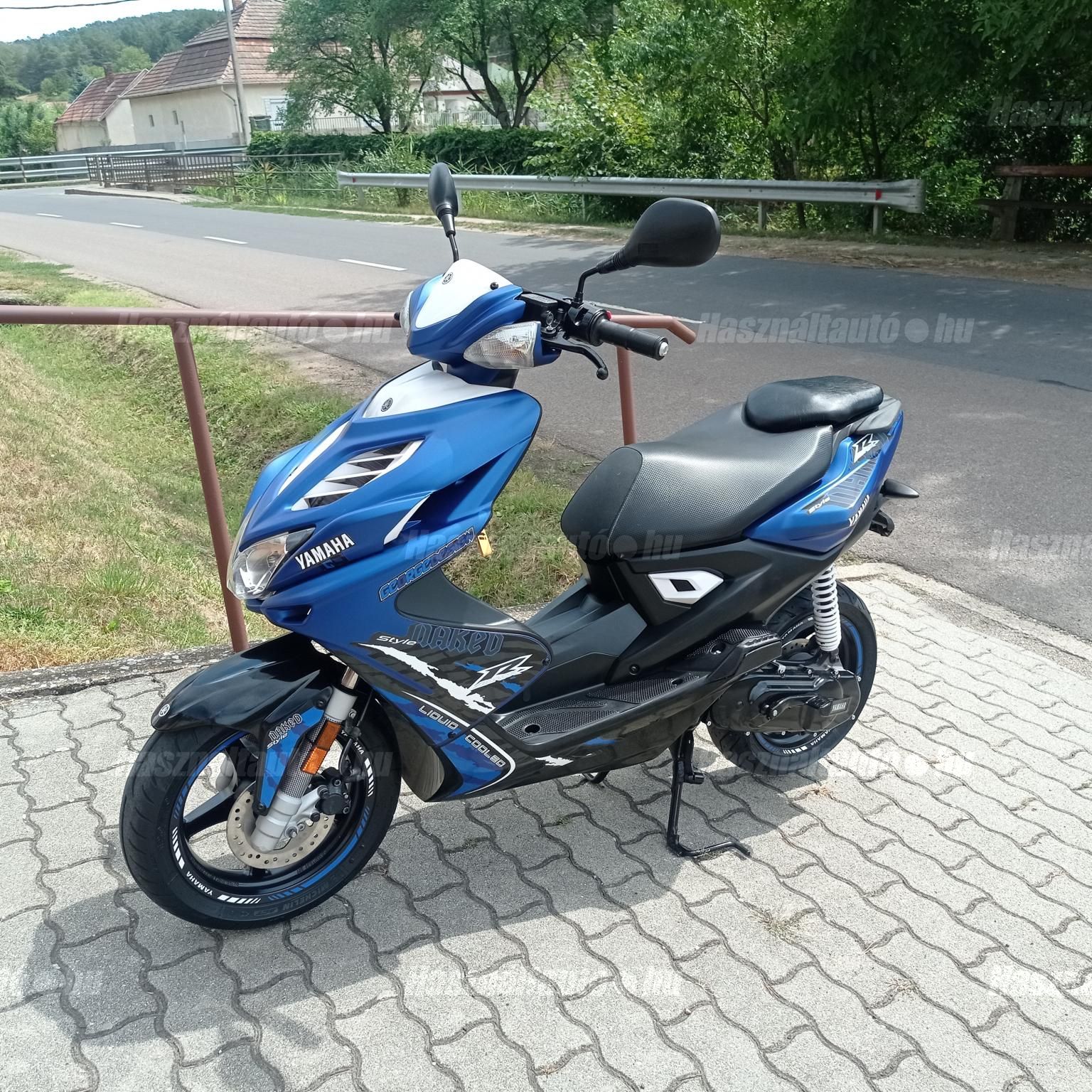 YAMAHA AEROX 2014/4 - 1
