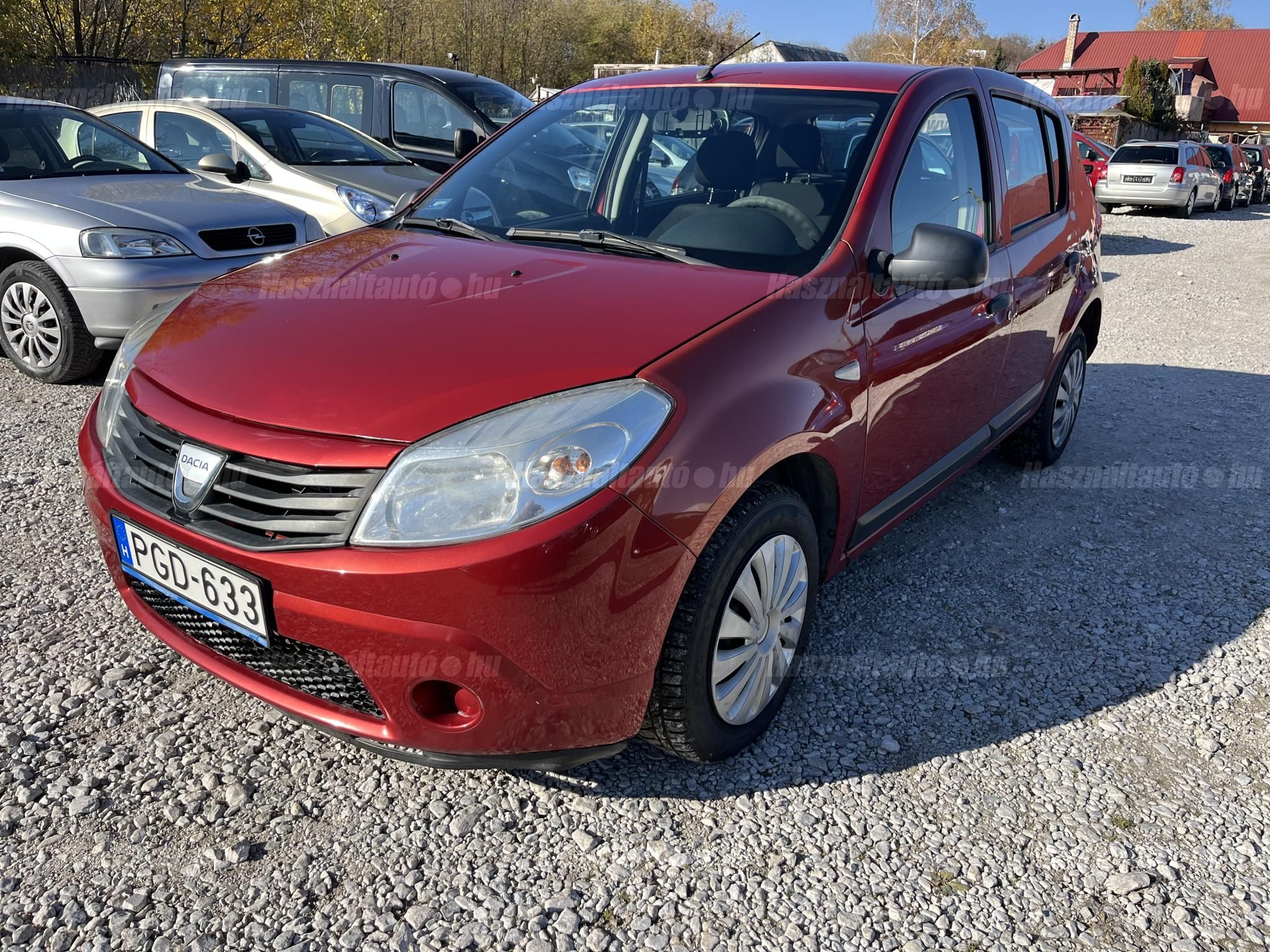DACIA SANDERO 2008/7 - 1