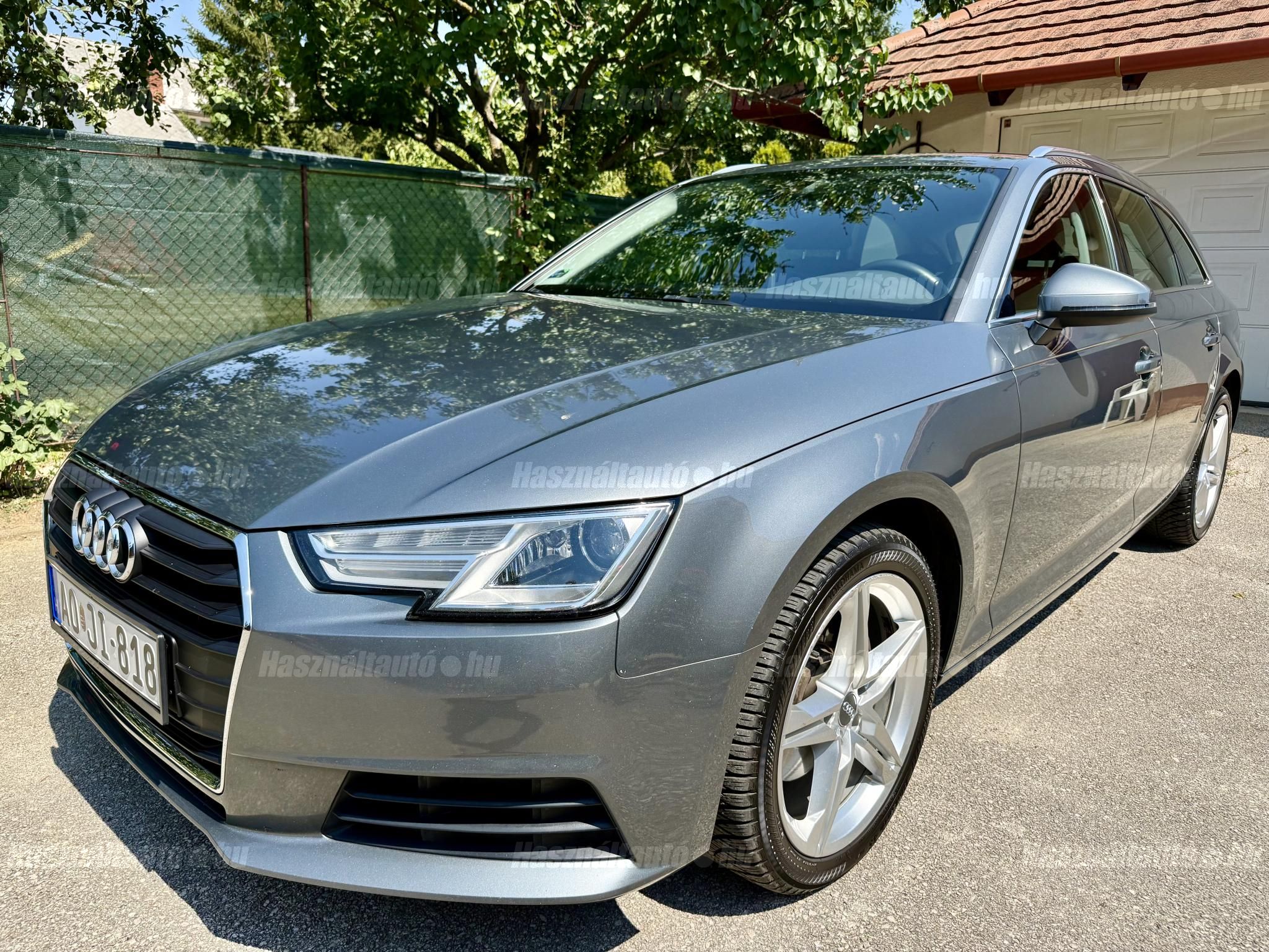 AUDI A4 2016/5 - 1