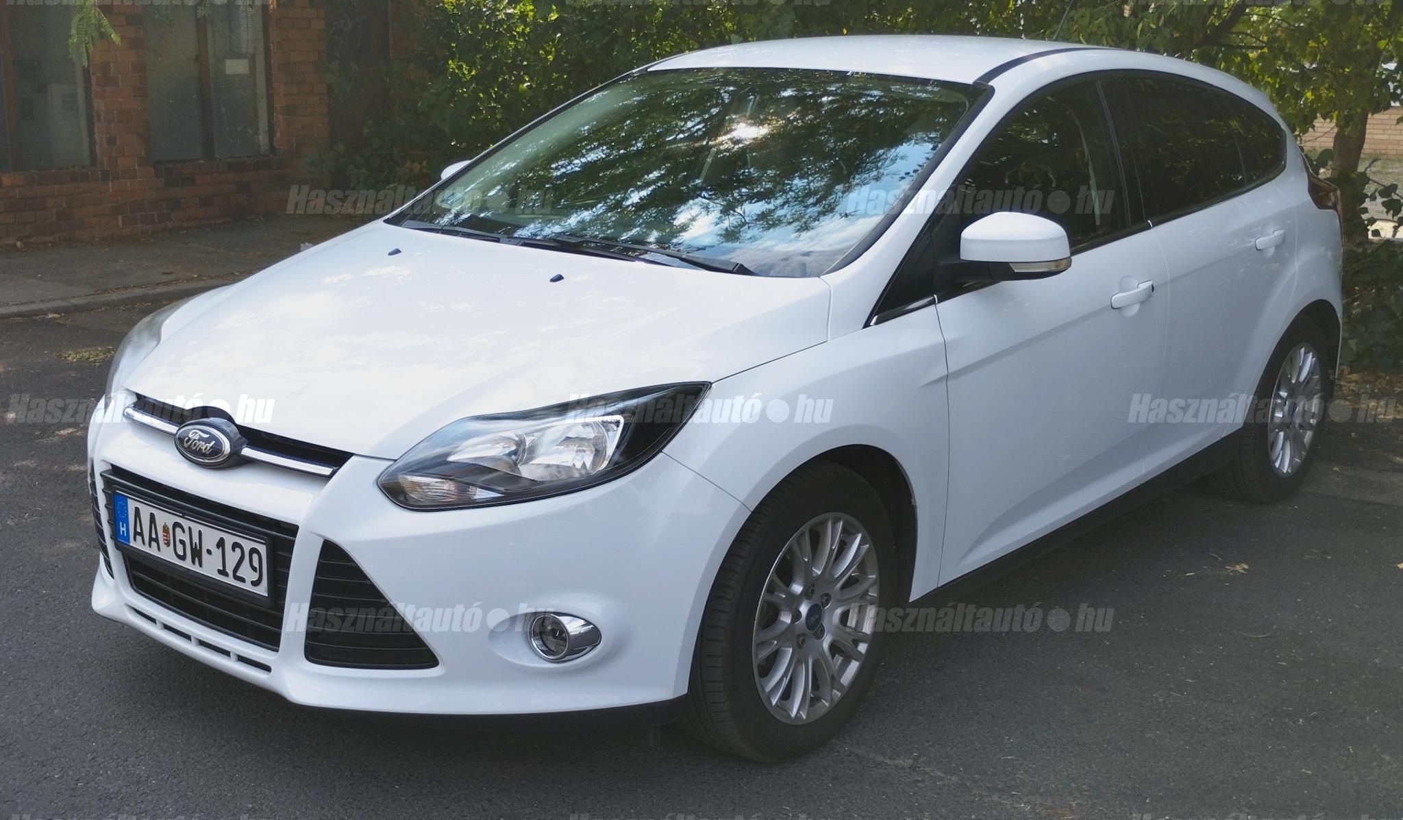 FORD FOCUS 2012 - 1