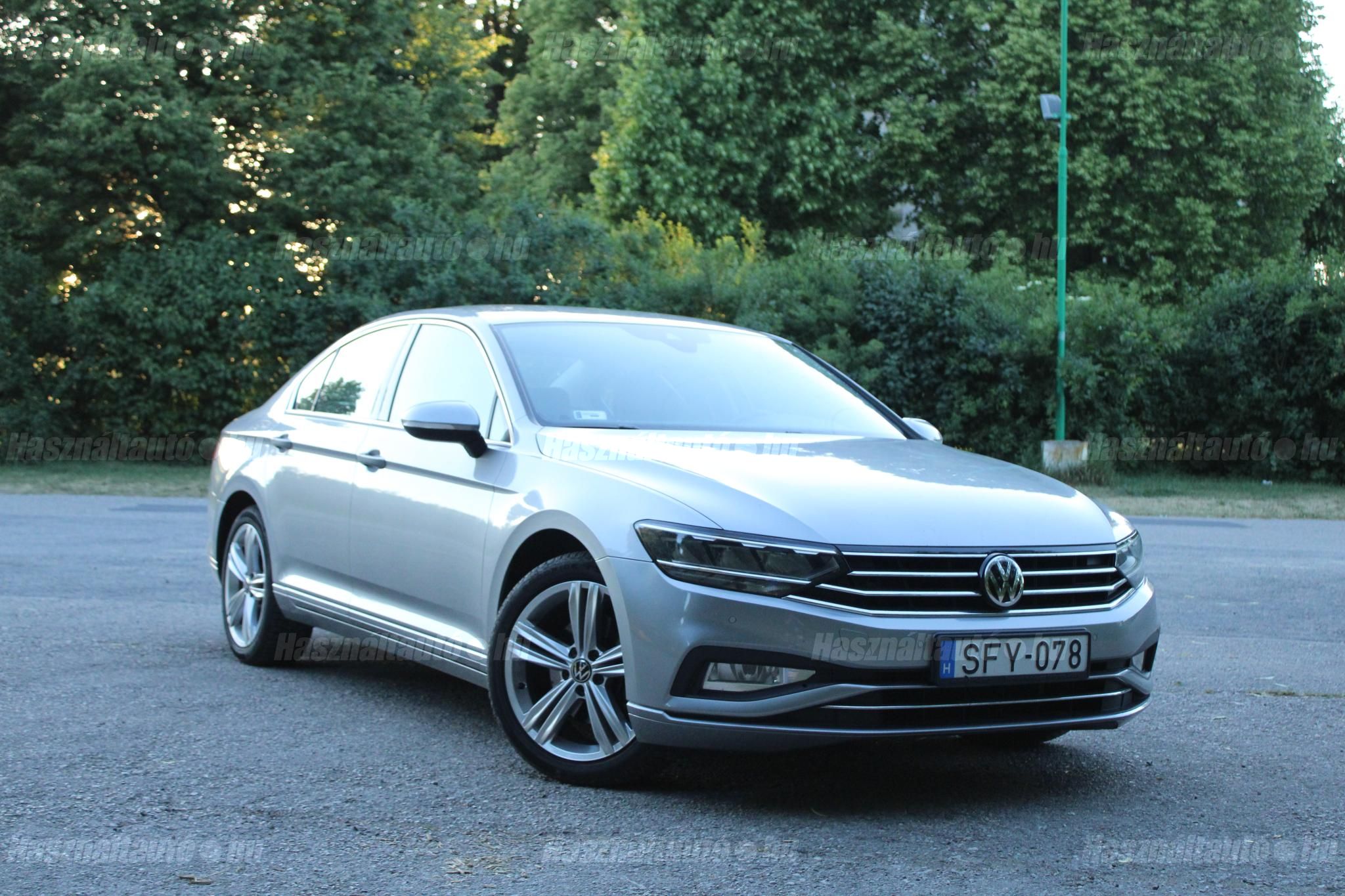VOLKSWAGEN PASSAT VIII 2020 - 1
