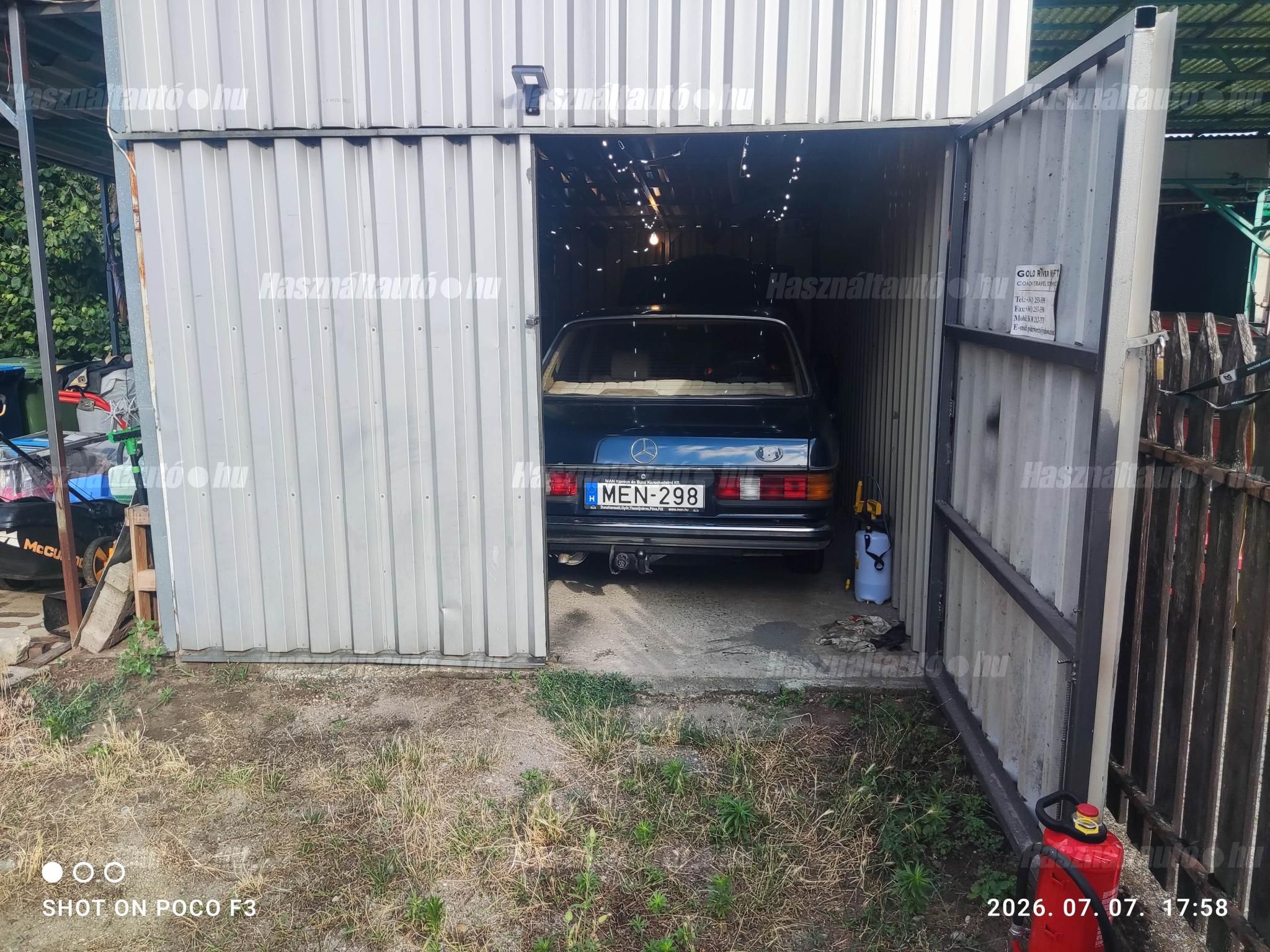 MERCEDES-BENZ W 123 1983/9 - 1