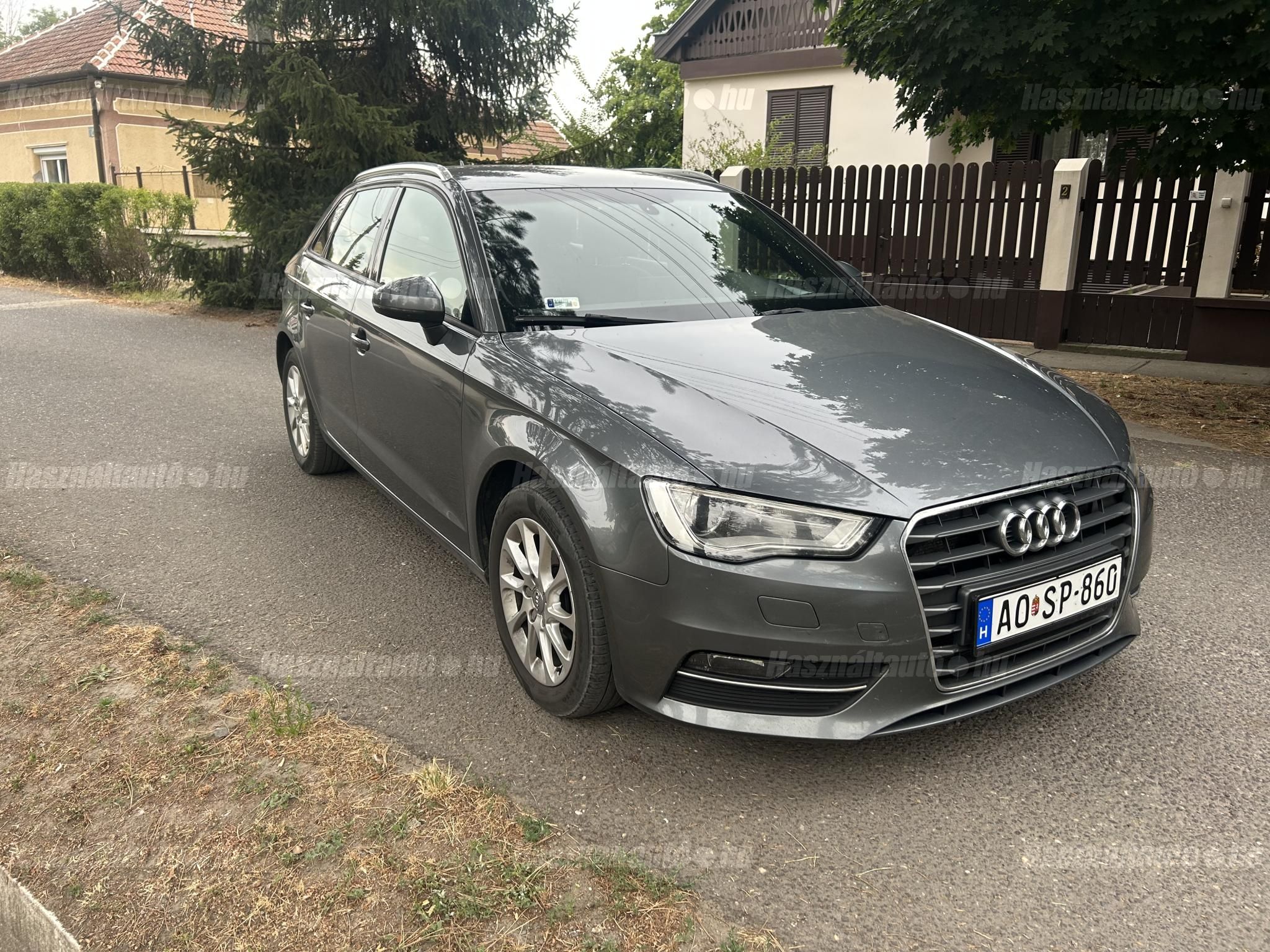 AUDI A3 2015/10 - 1