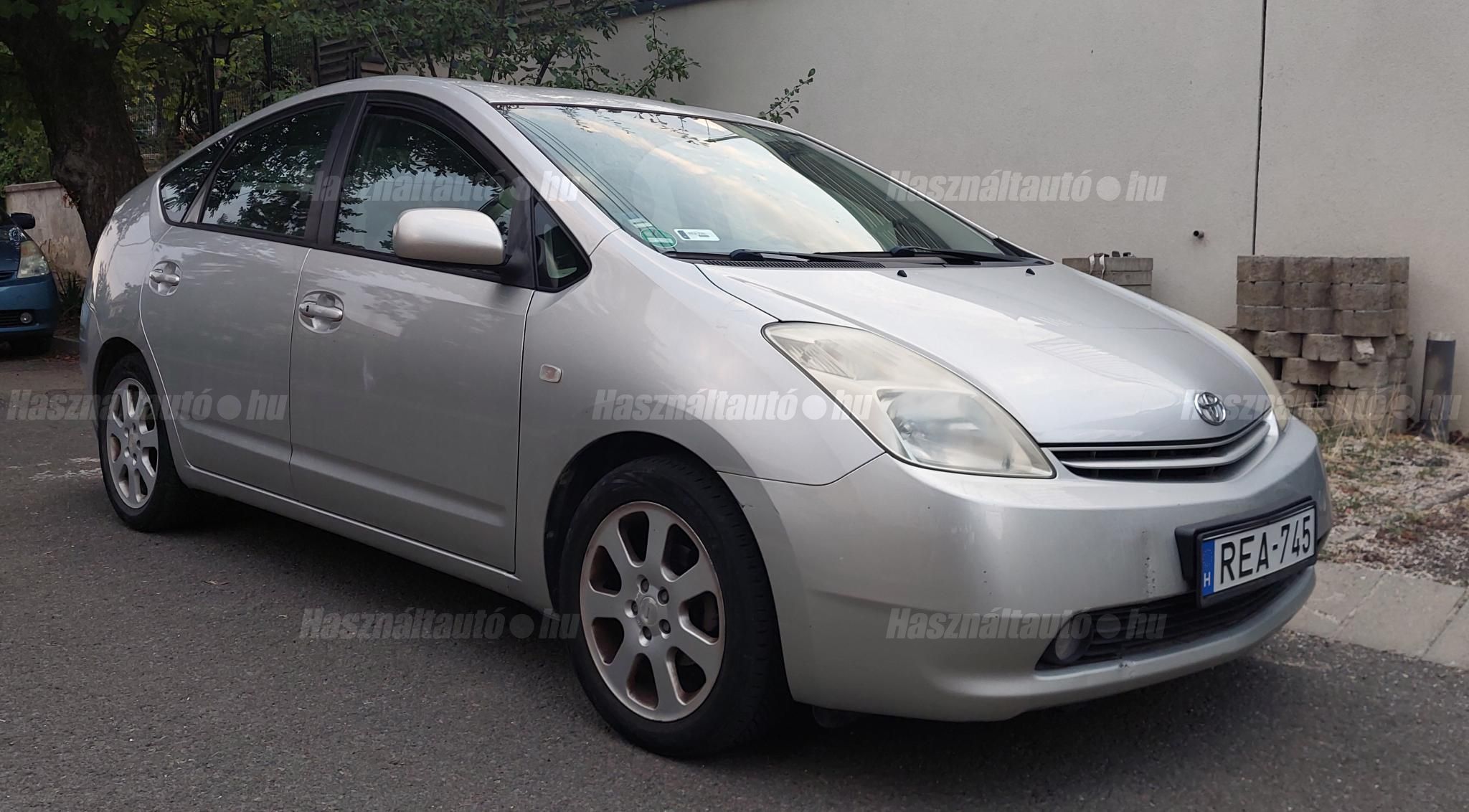 TOYOTA PRIUS 2005/12 - 1