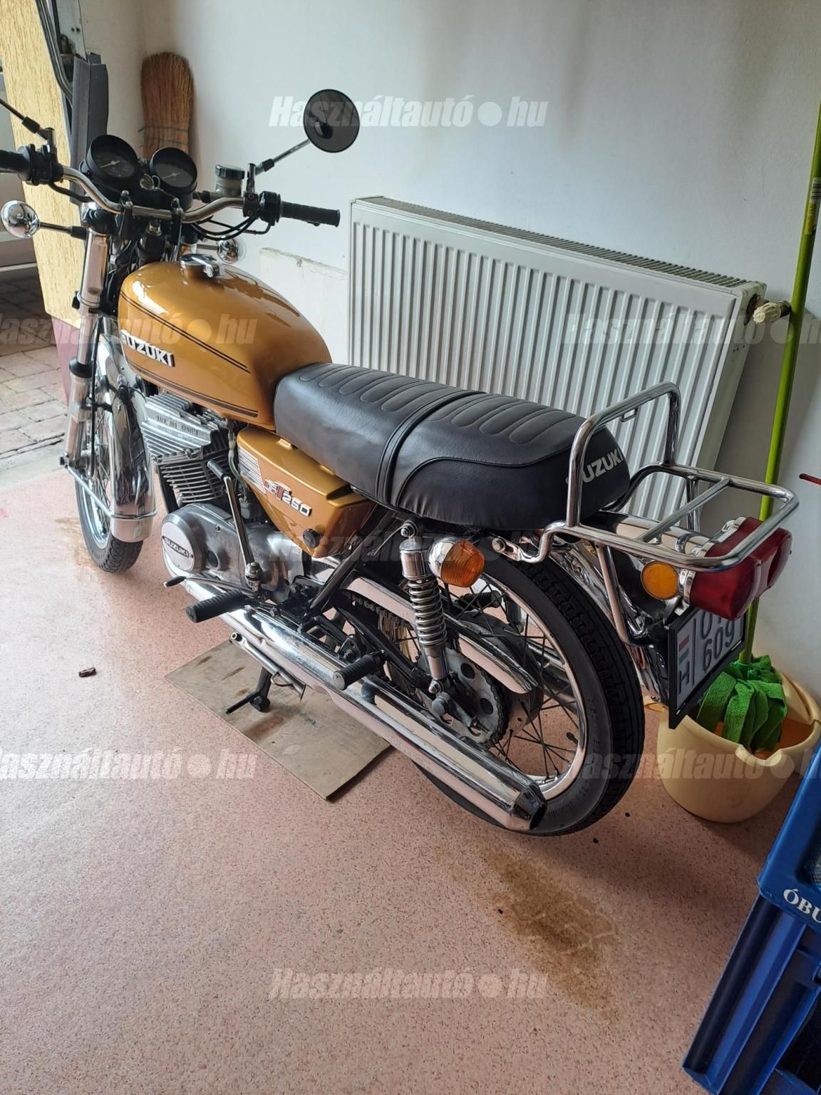 SUZUKI GT 200 1975/12 - 1
