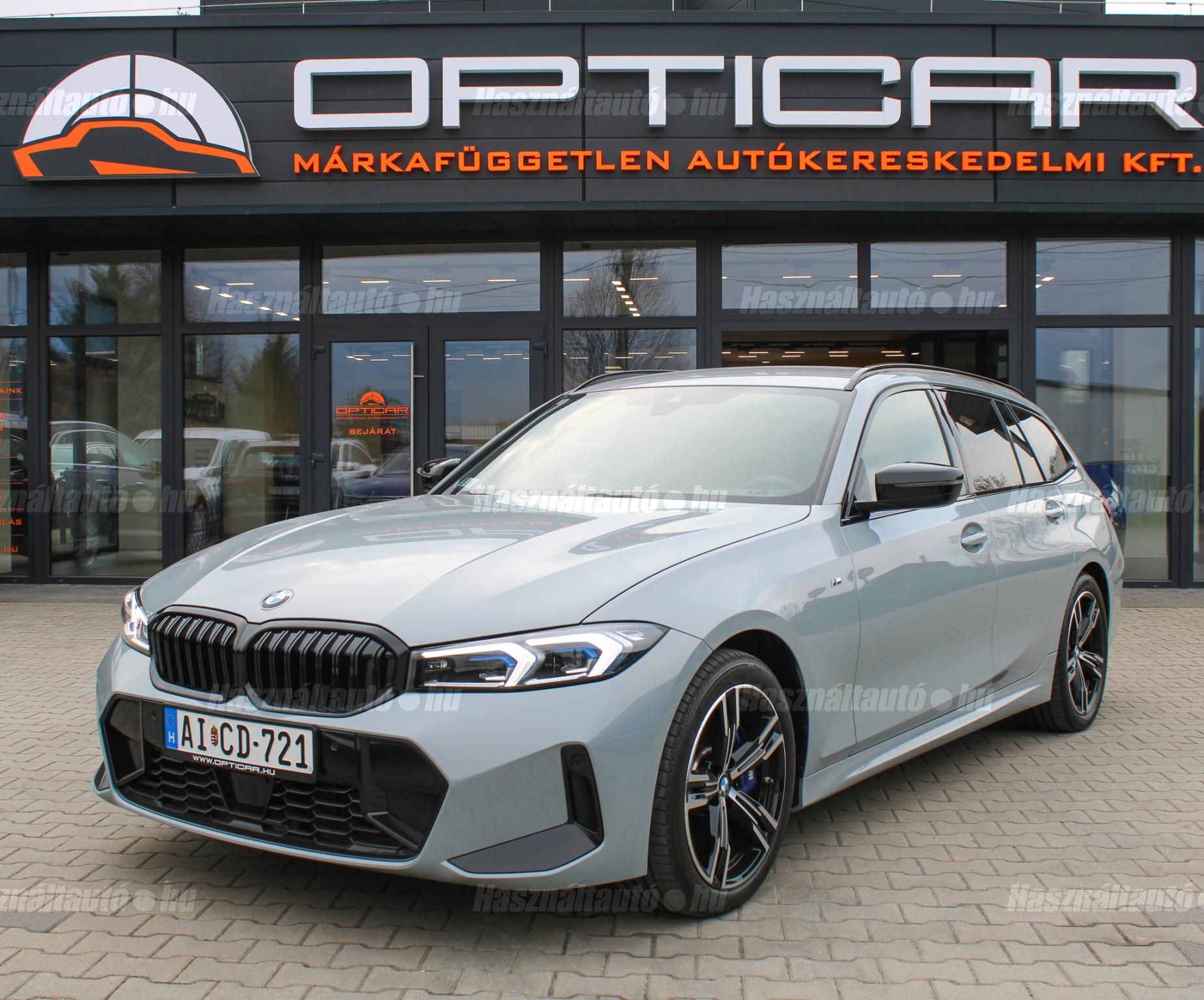 BMW 330 2024/5 - 1