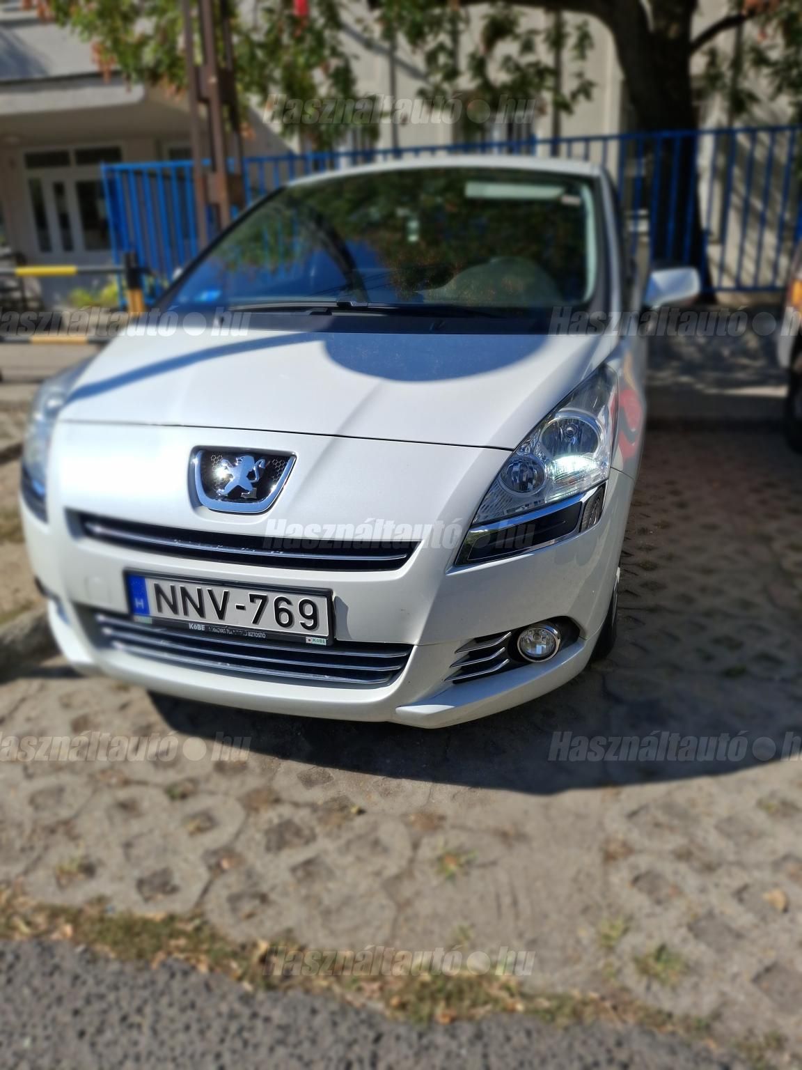 PEUGEOT 5008 2013/10 - 1