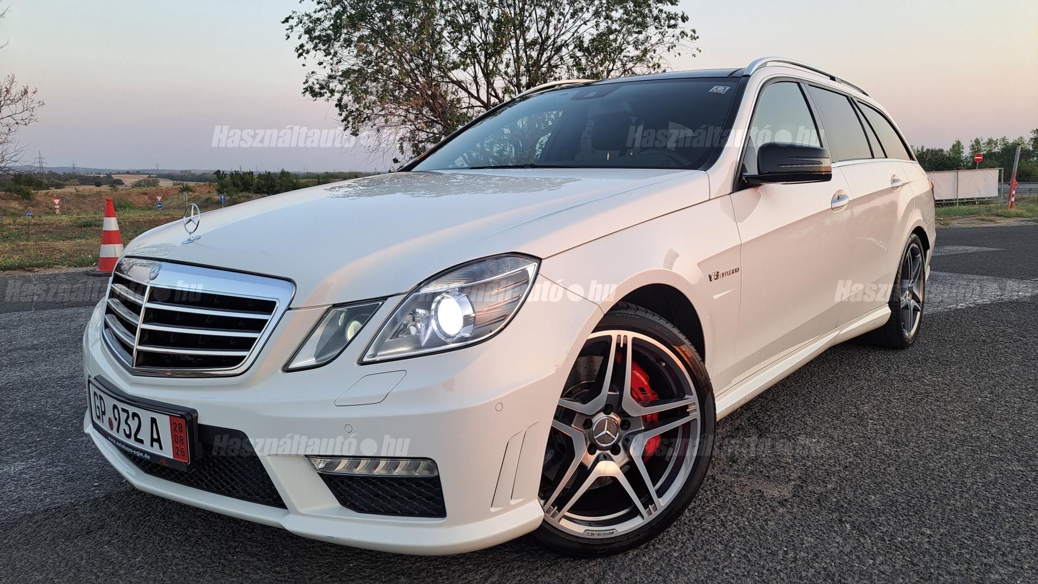 MERCEDES-AMG E 63 2011/12 - 1