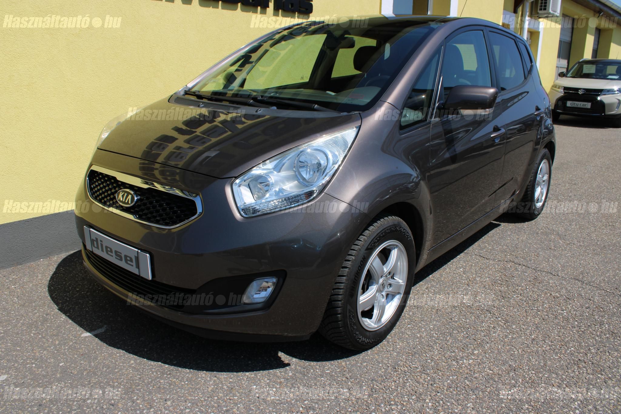 KIA VENGA 2012/8 - 1