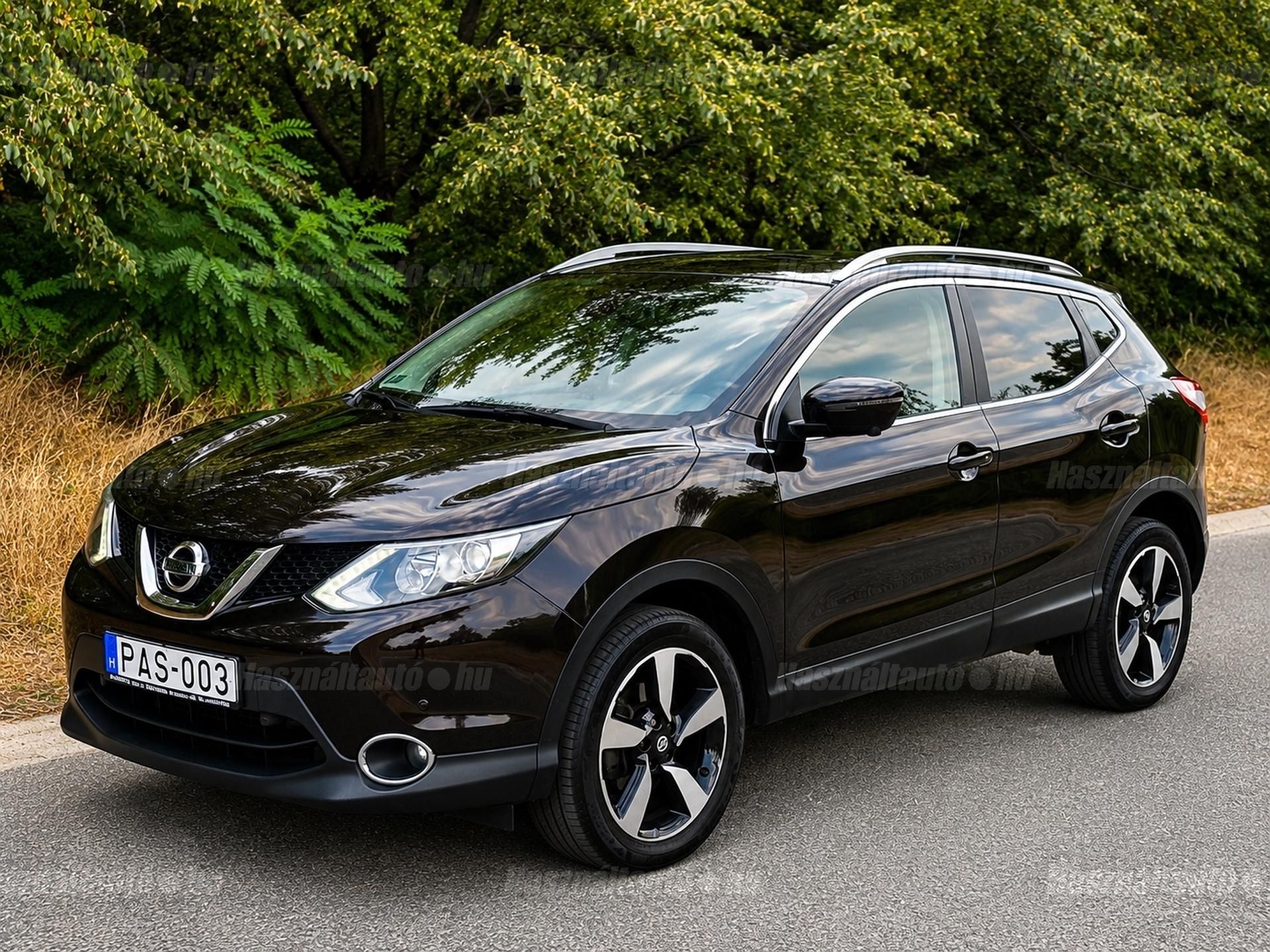 NISSAN QASHQAI 2016/12 - 1