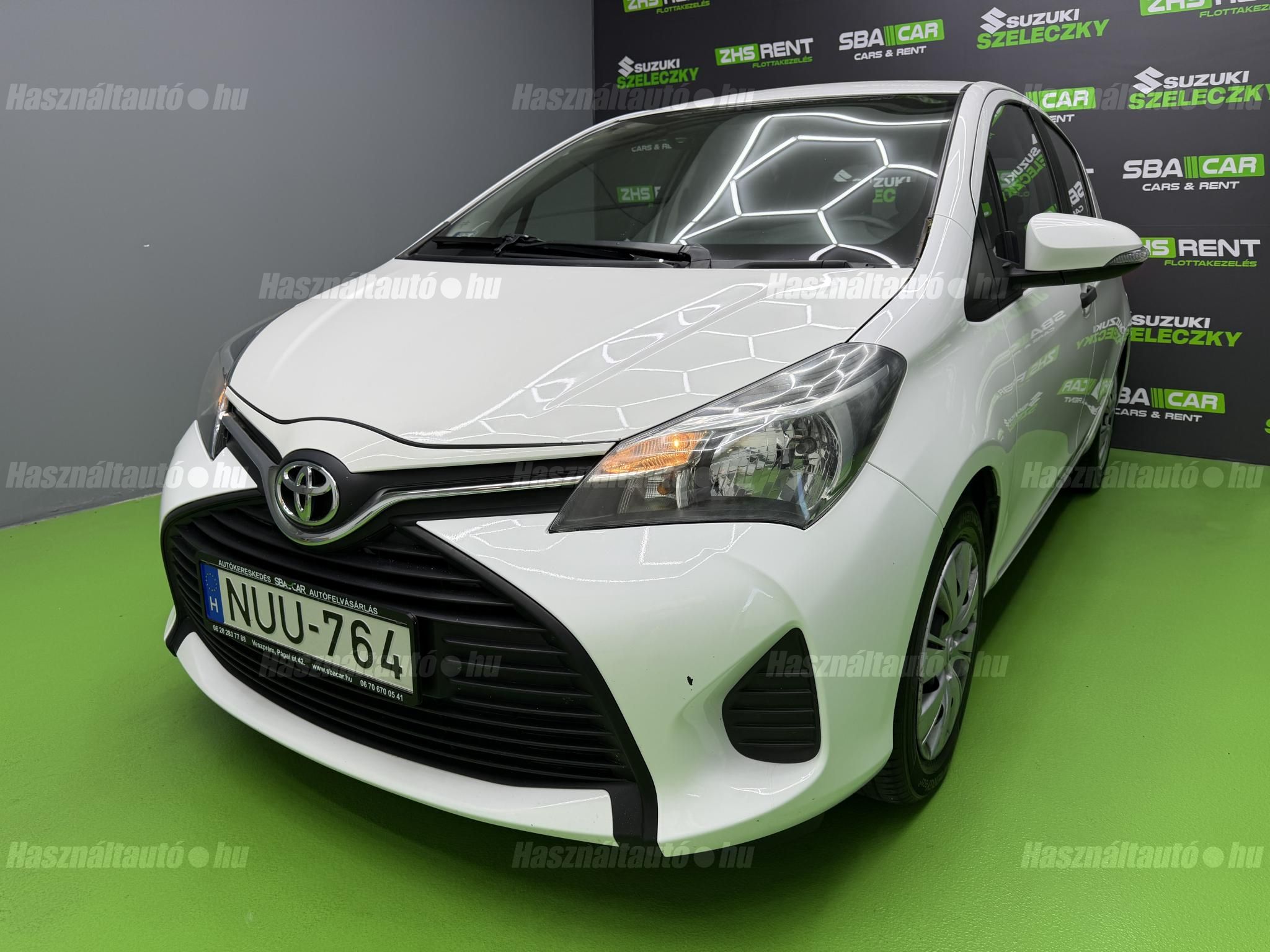 TOYOTA YARIS 2016/8 - 1