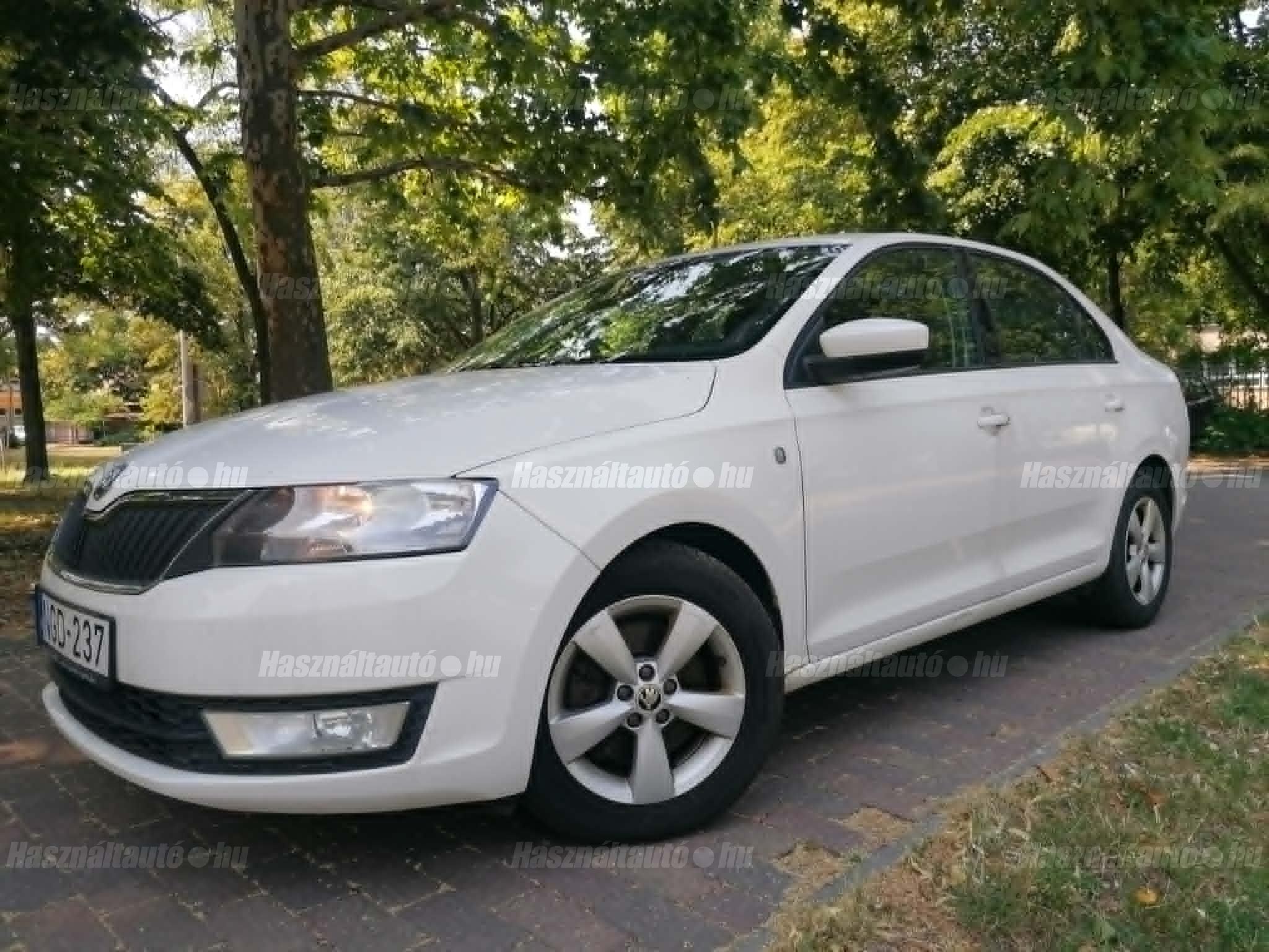 SKODA RAPID 2015/12 - 1