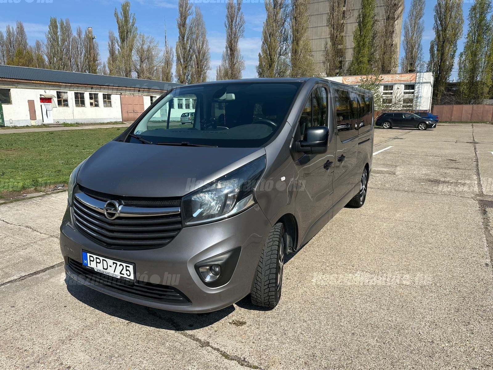 OPEL VIVARO 2018 - 1