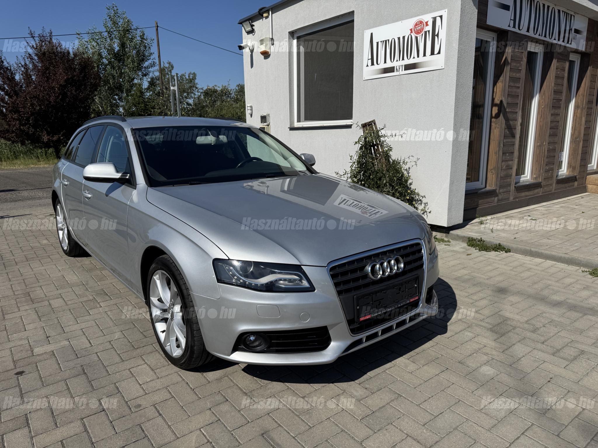AUDI A4 2011/5 - 1