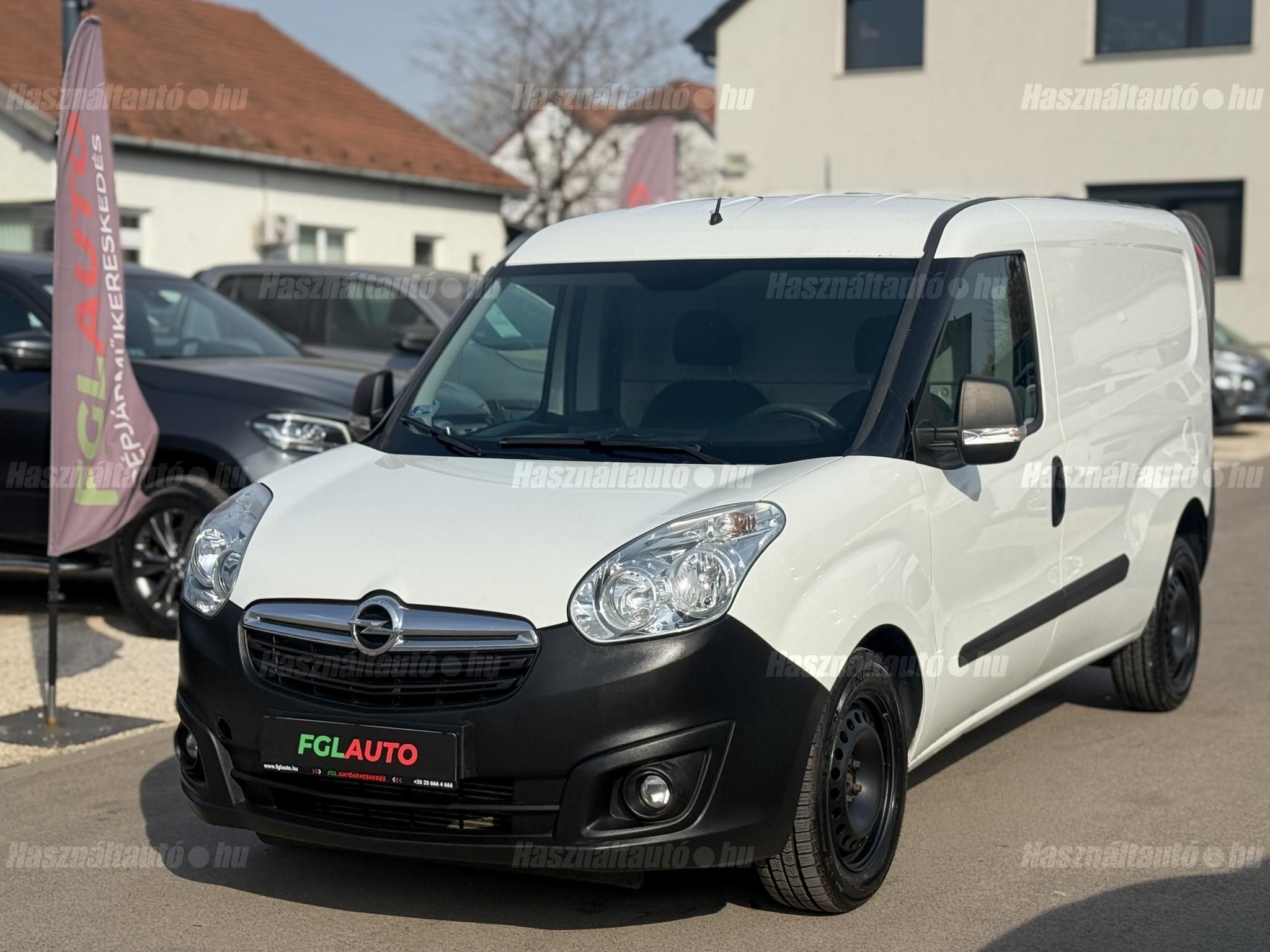 OPEL COMBO 2017/12 - 1