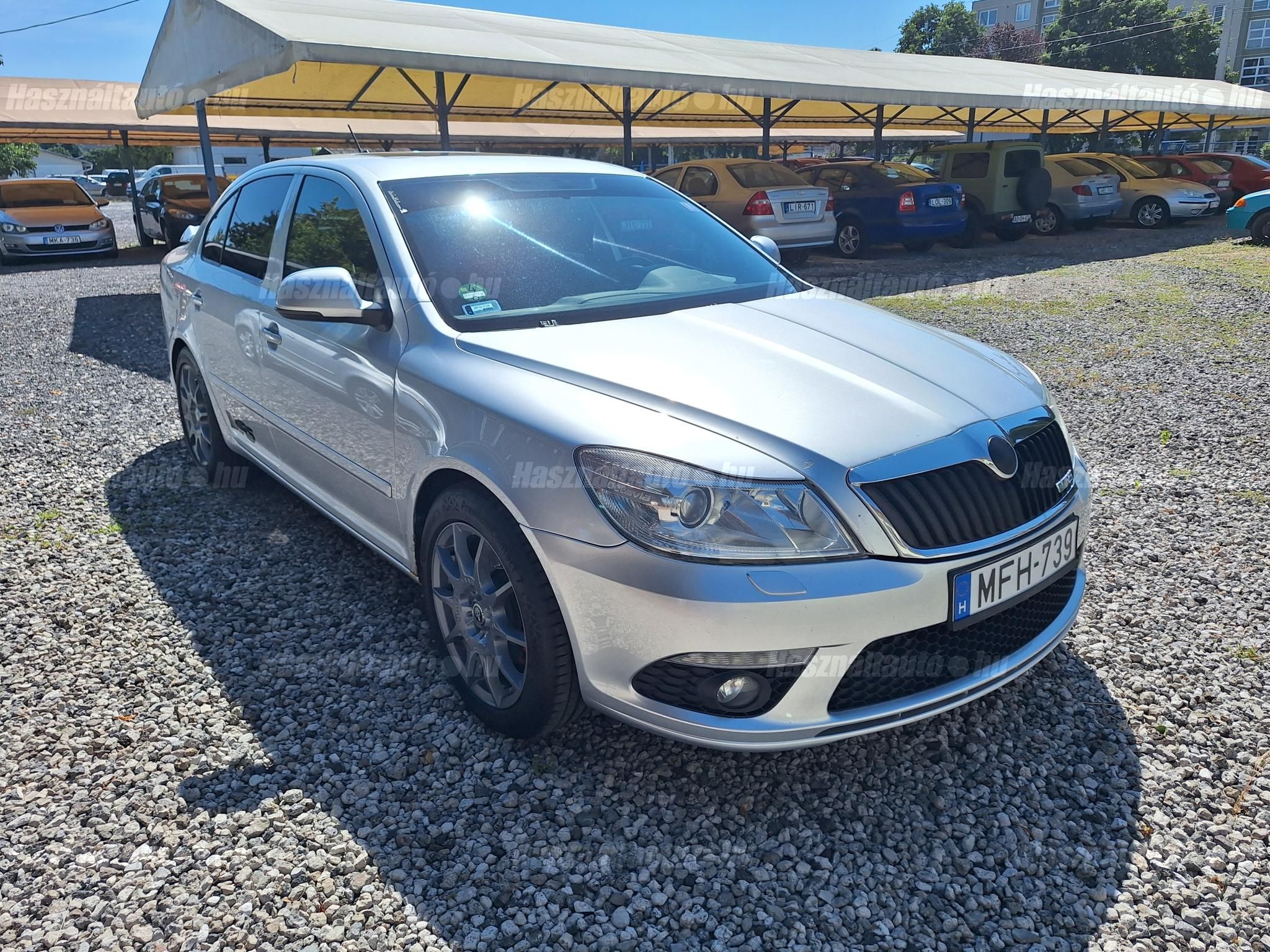 SKODA OCTAVIA 2012/9 - 1
