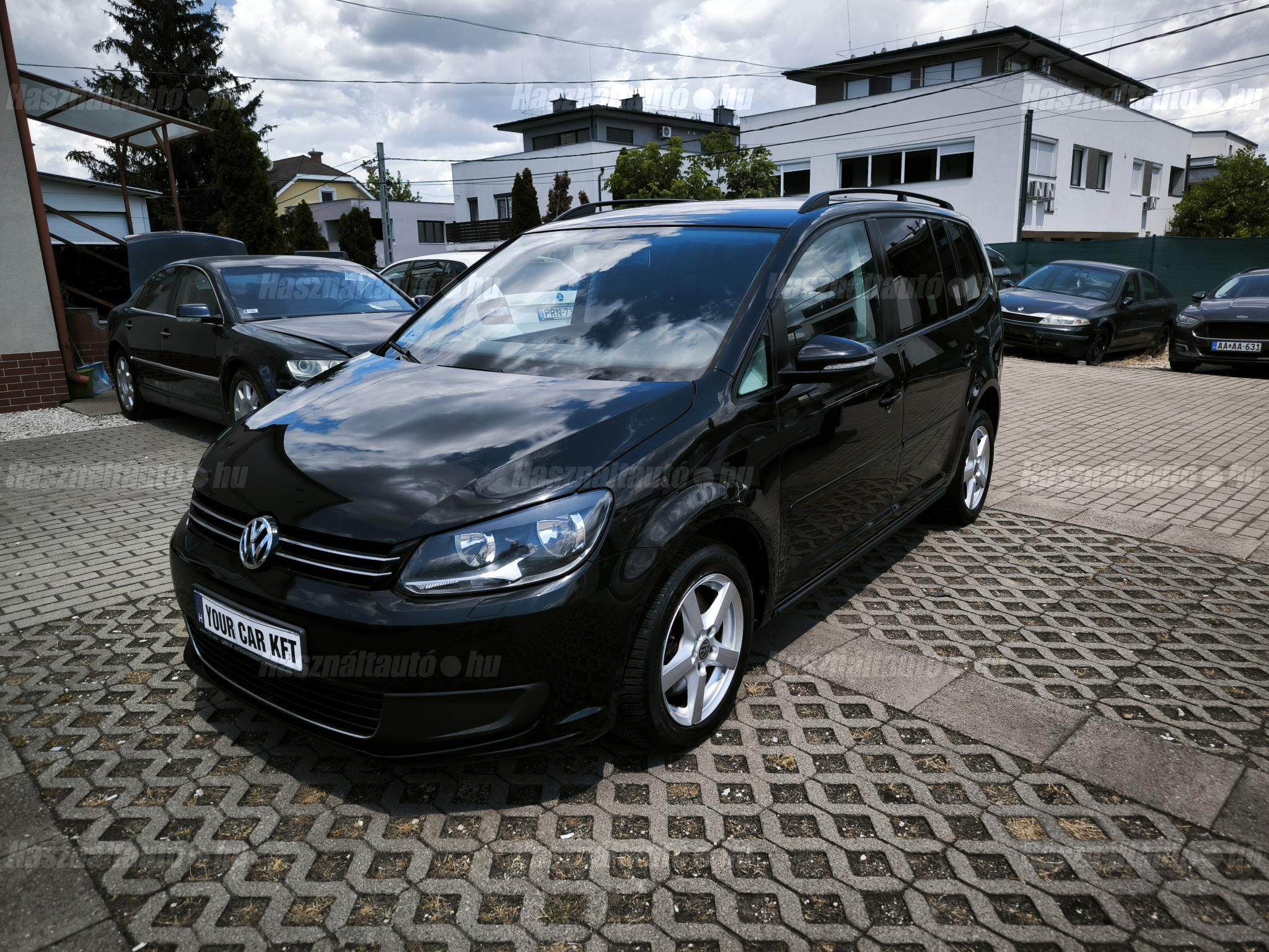 VOLKSWAGEN TOURAN 2010/12 - 1