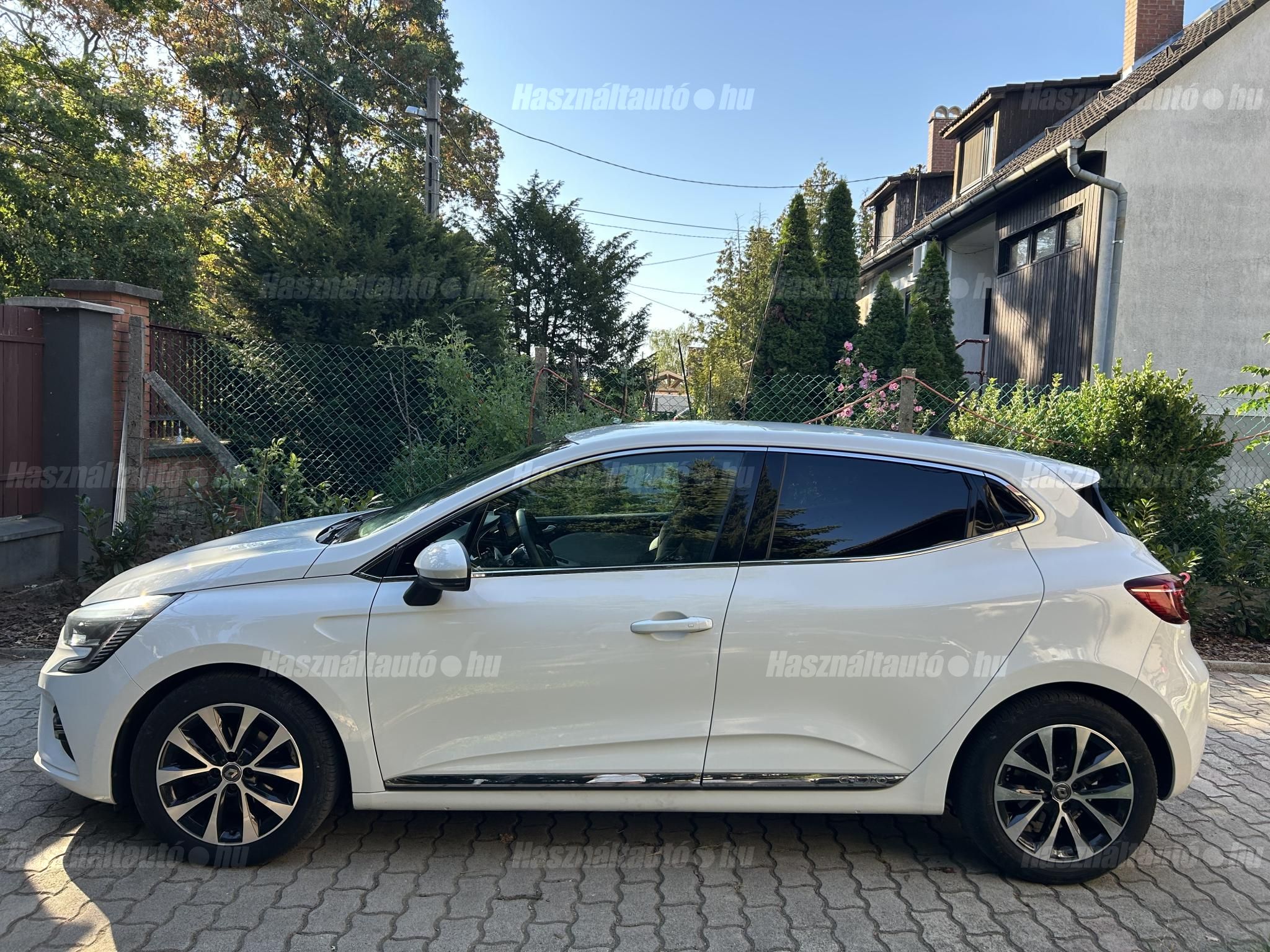RENAULT CLIO 2020/3 - 1