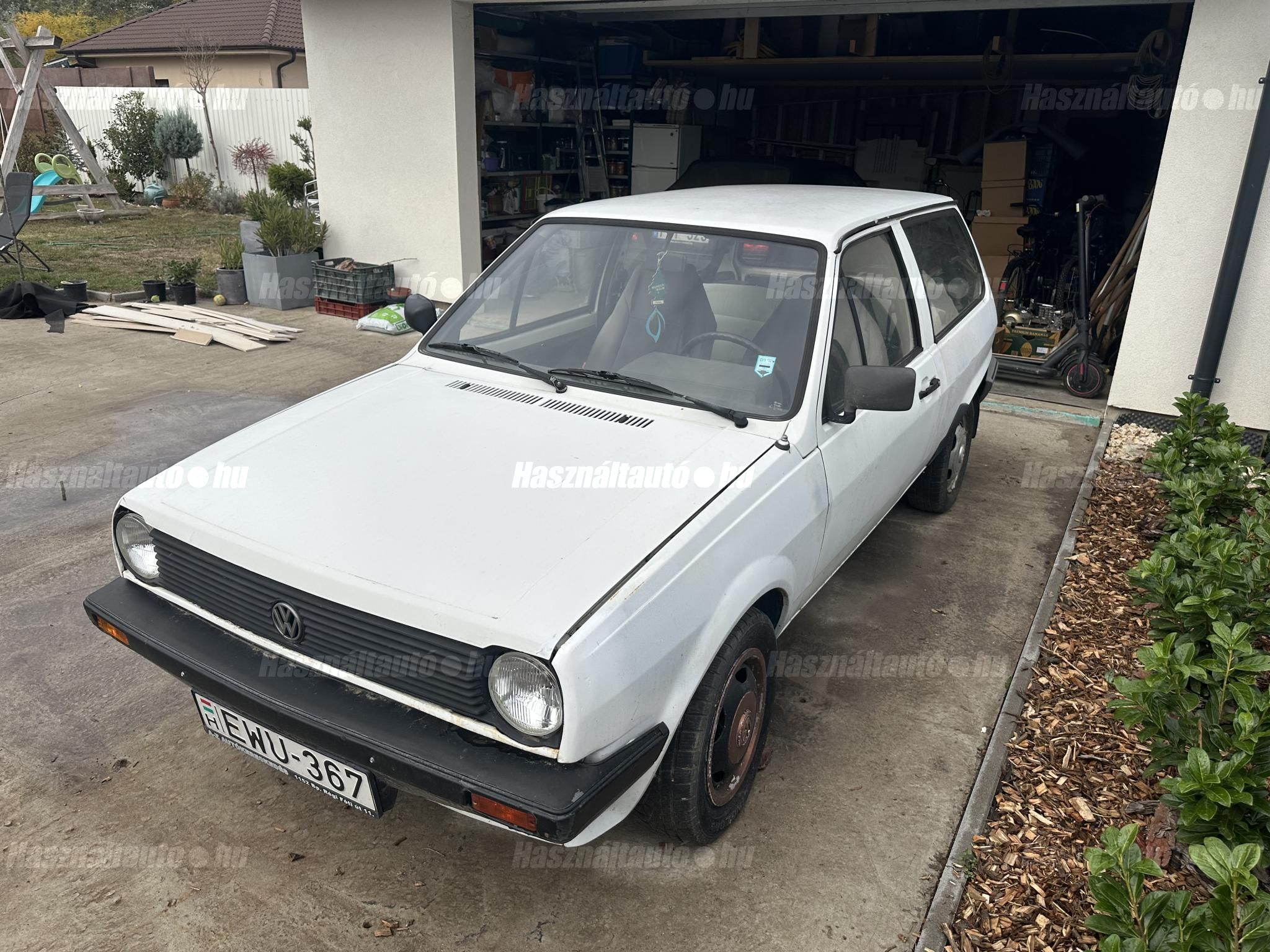 VOLKSWAGEN POLO 1990/1 - 1