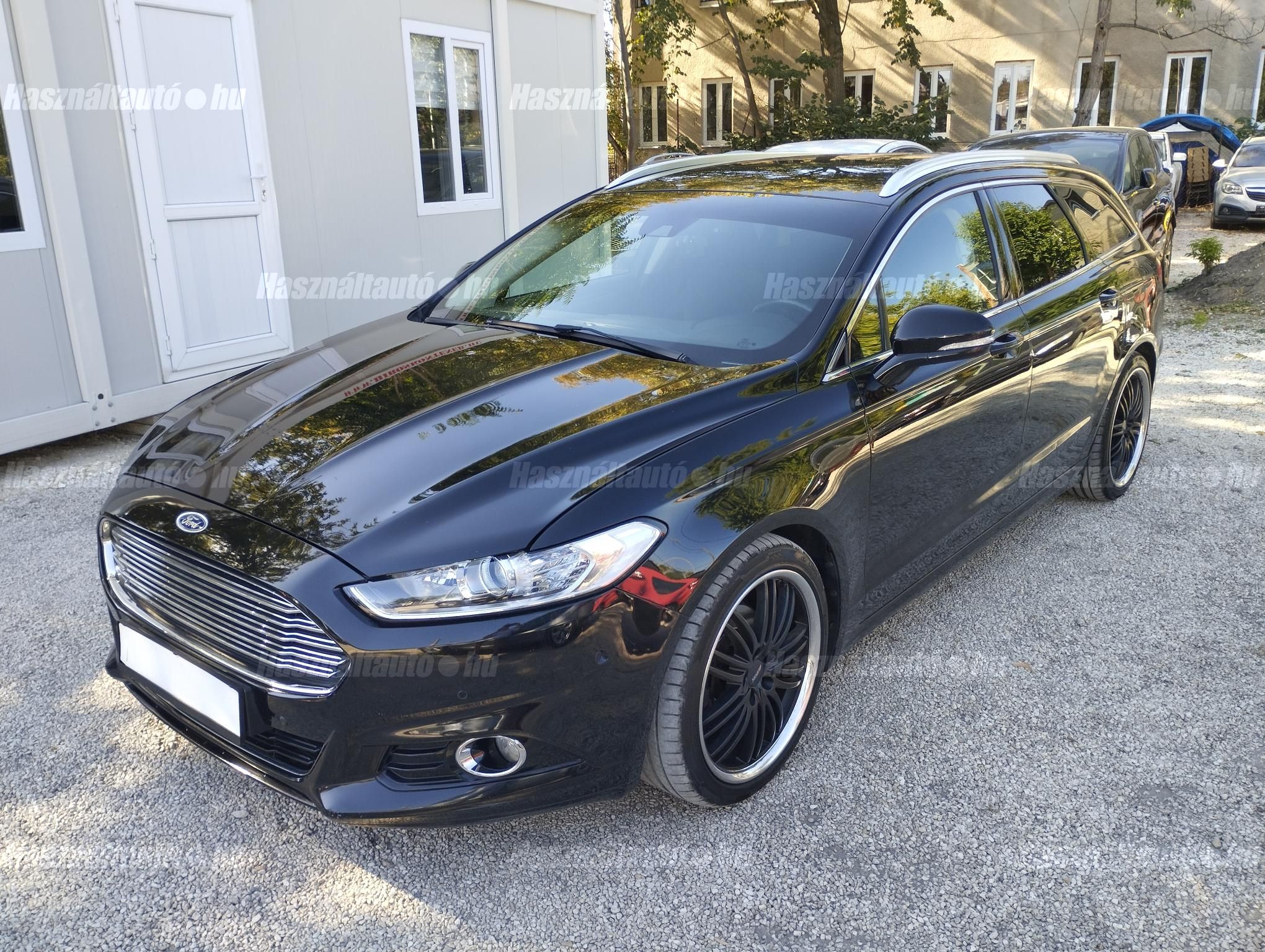 FORD MONDEO 2015/8 - 1