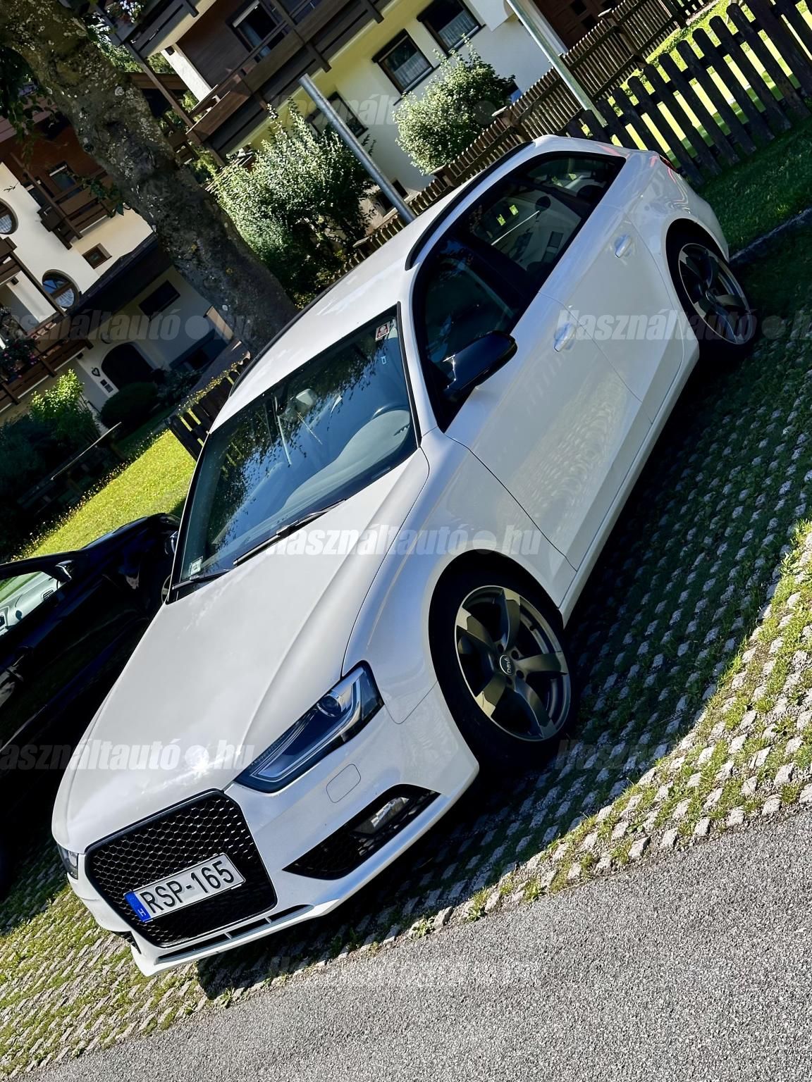 AUDI A4 2012 - 1