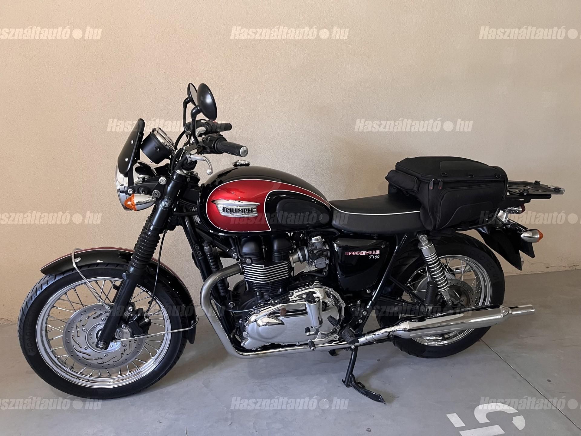 TRIUMPH BONNEVILLE 2014/3 - 1
