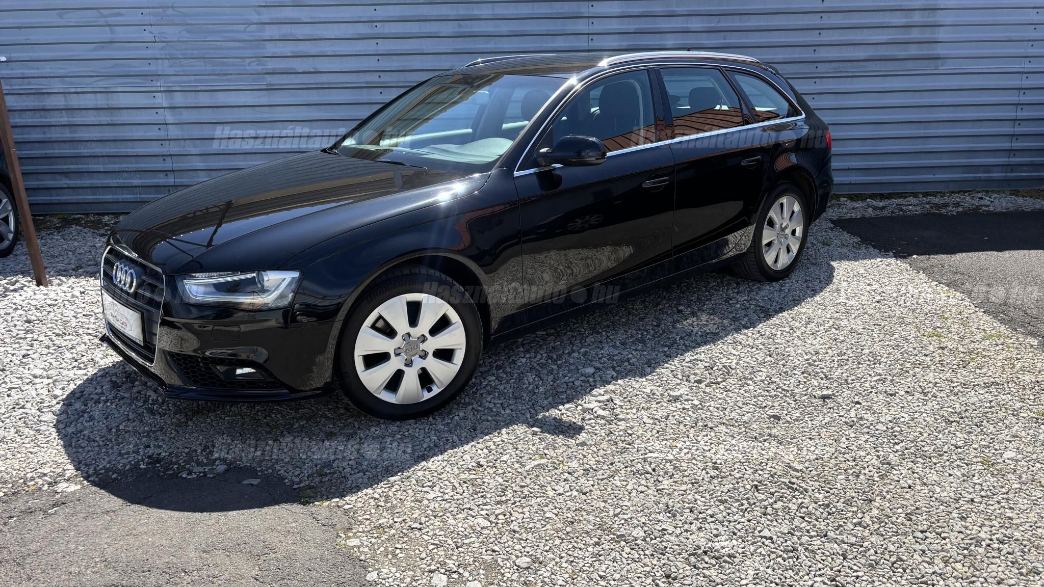 AUDI A4 2012/5 - 1