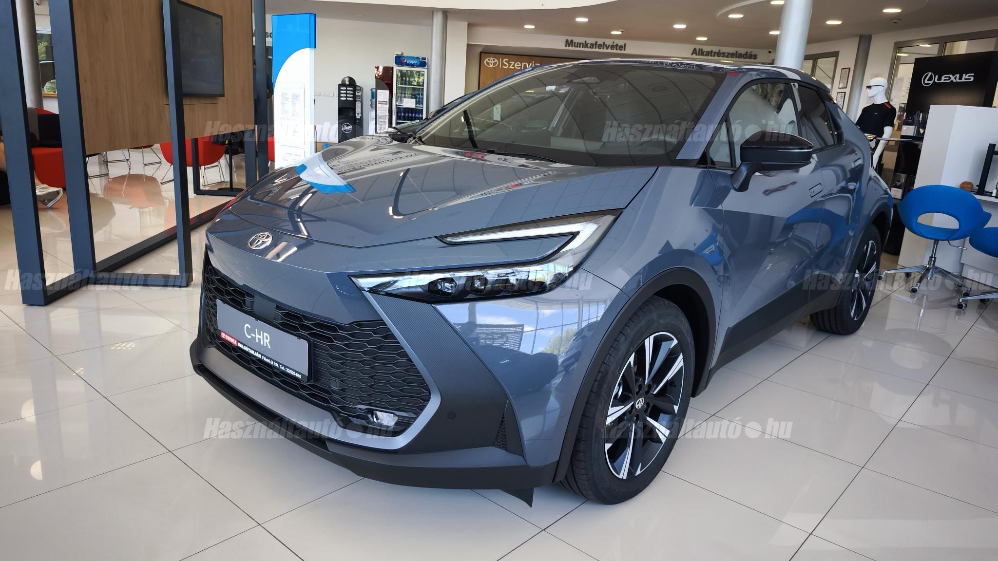 TOYOTA C-HR 2026 - 1