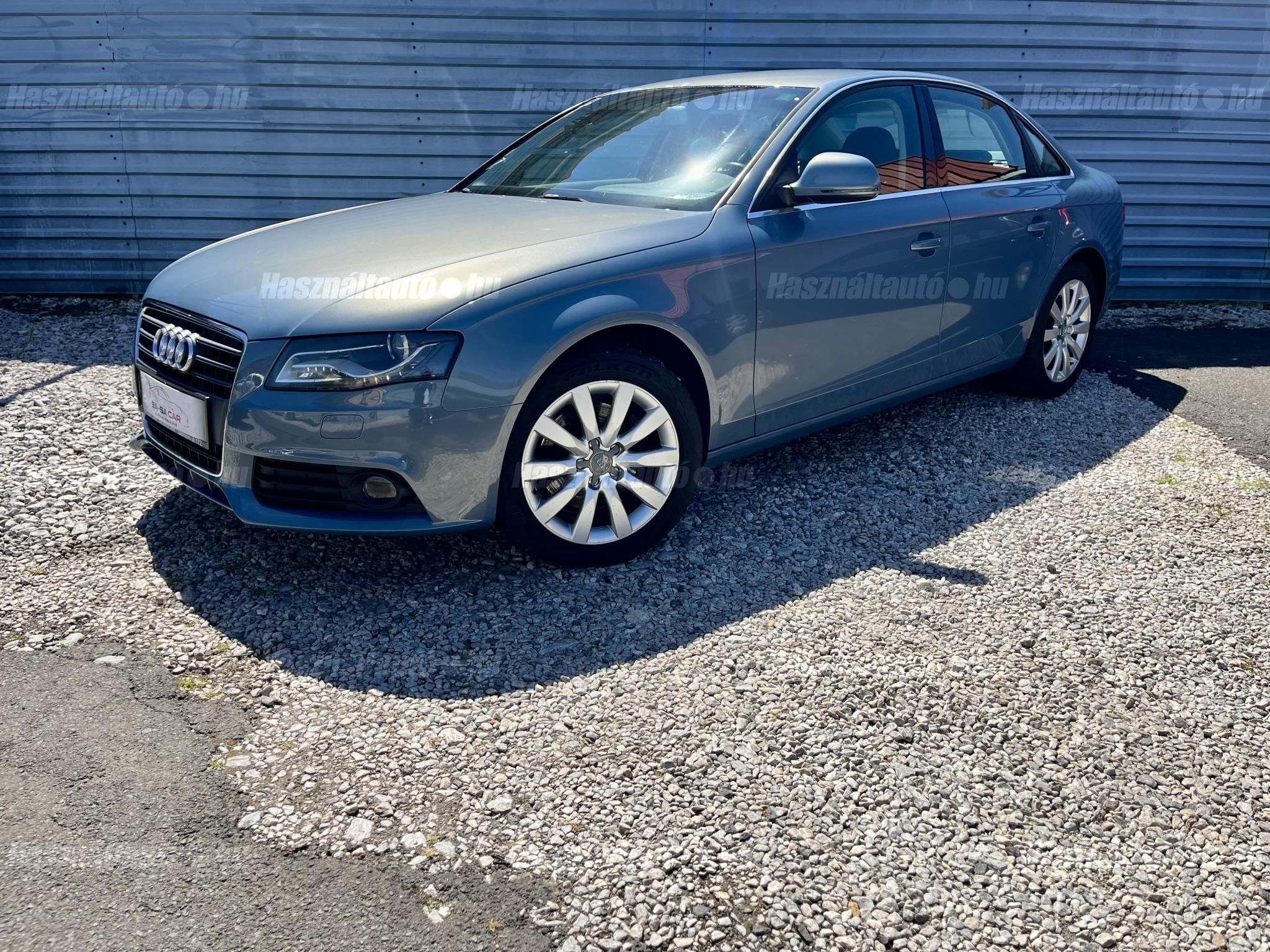 AUDI A4 2008/2 - 1