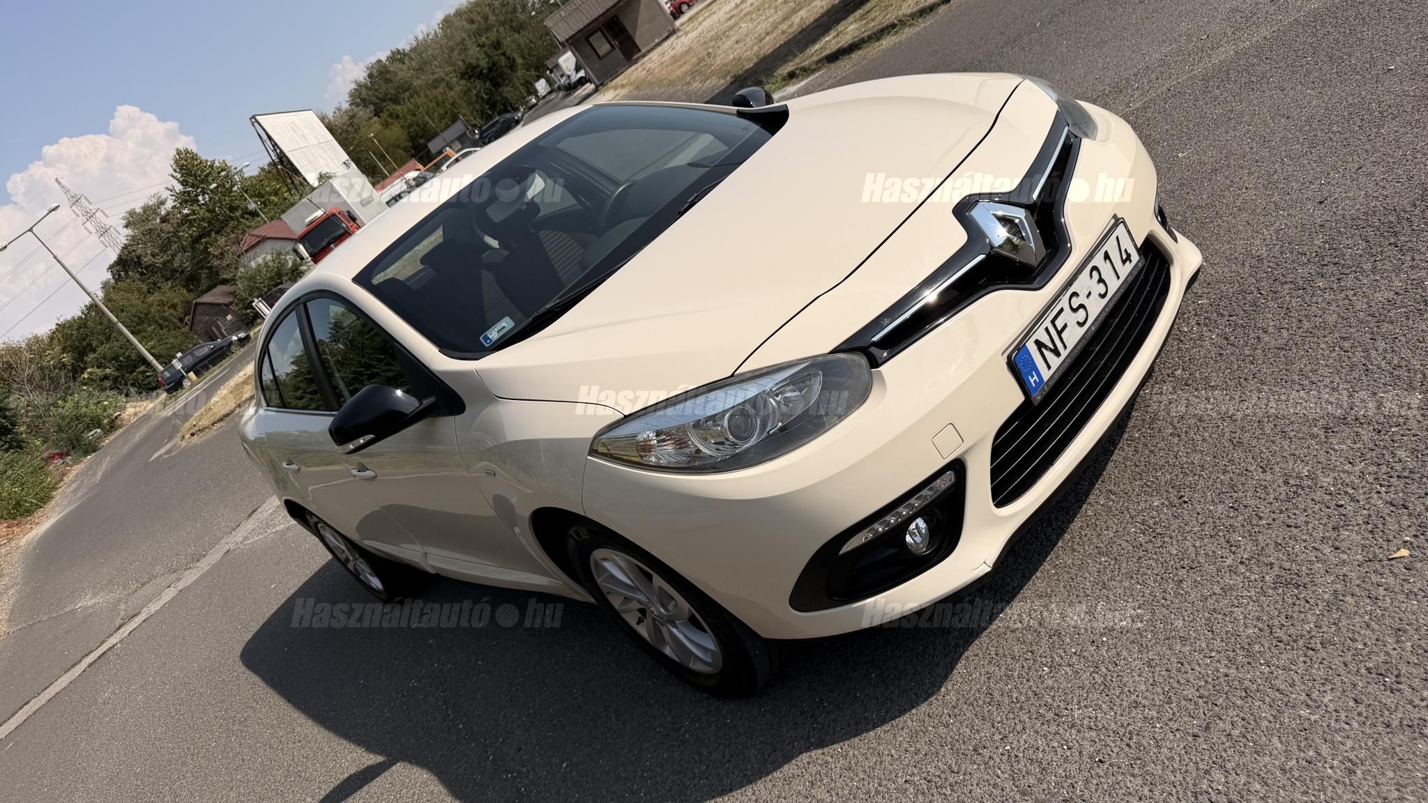 RENAULT FLUENCE 2015/7 - 1