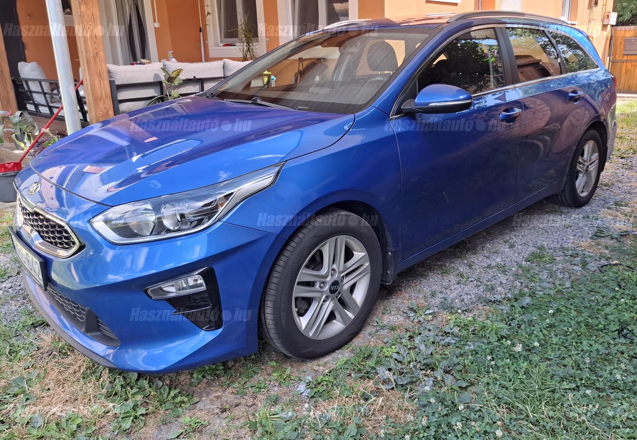 KIA CEE'D 2019/10 - 1