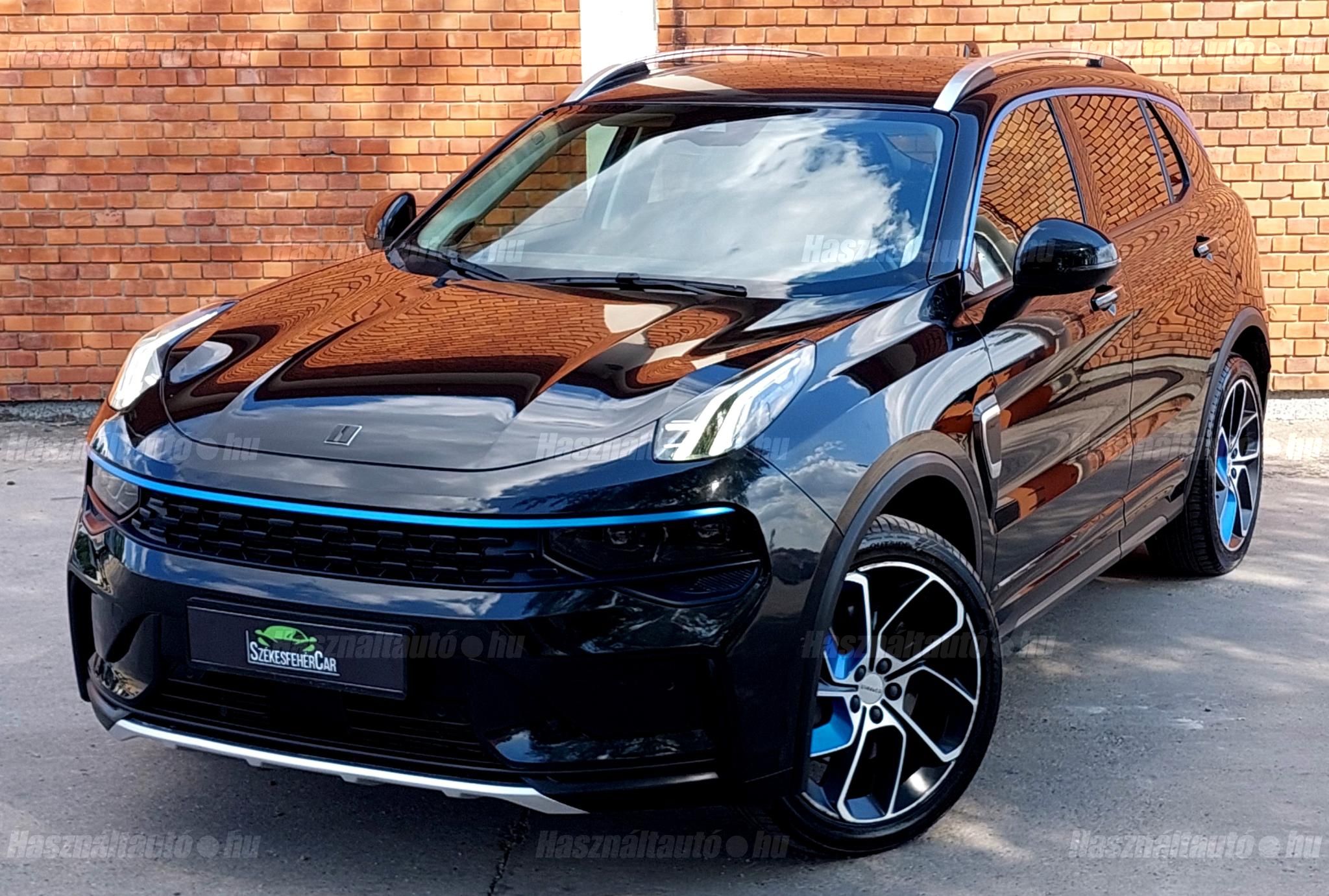 LYNK & CO 01 2021/10 - 1
