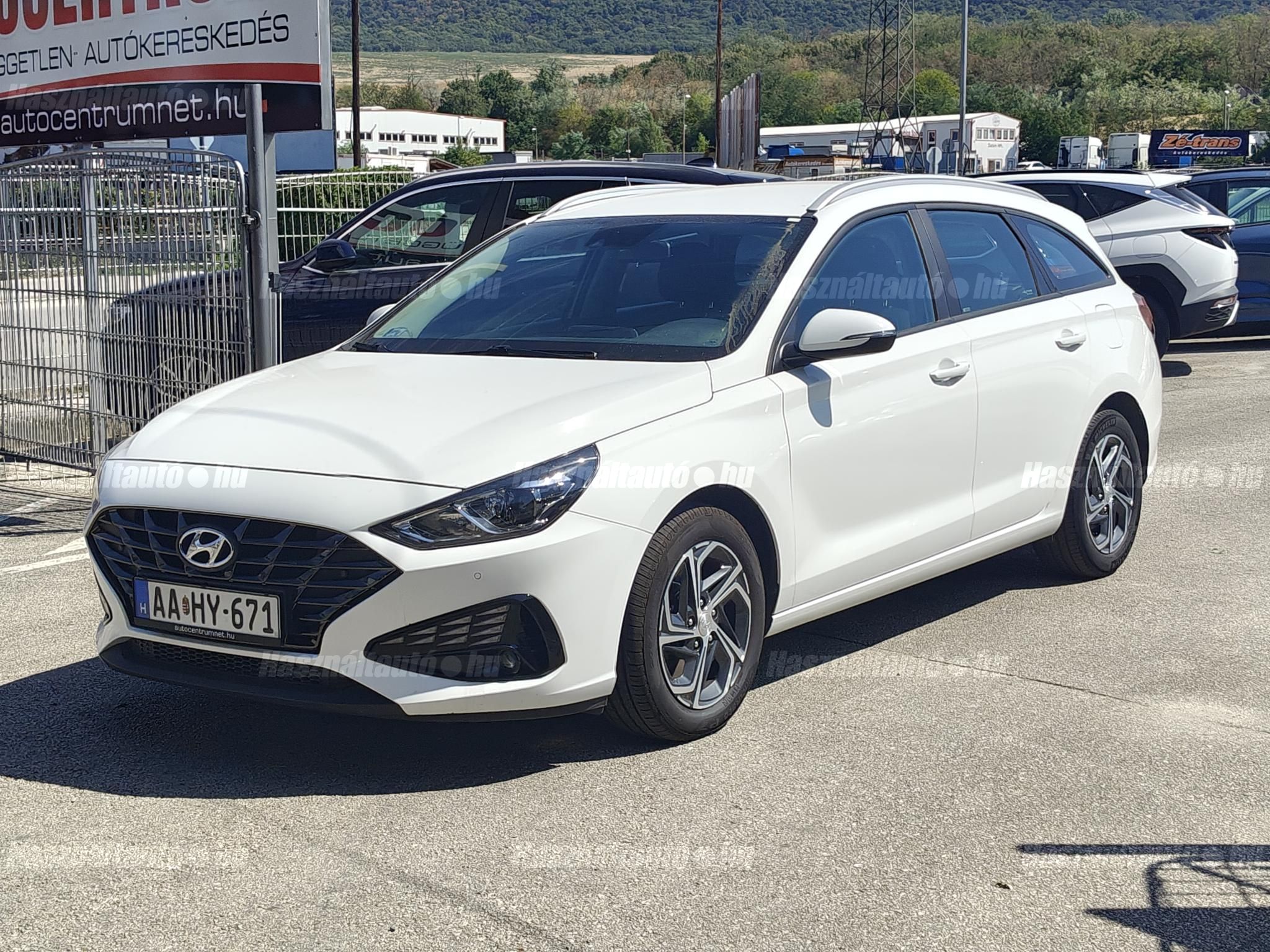 HYUNDAI I30 2022/12 - 1