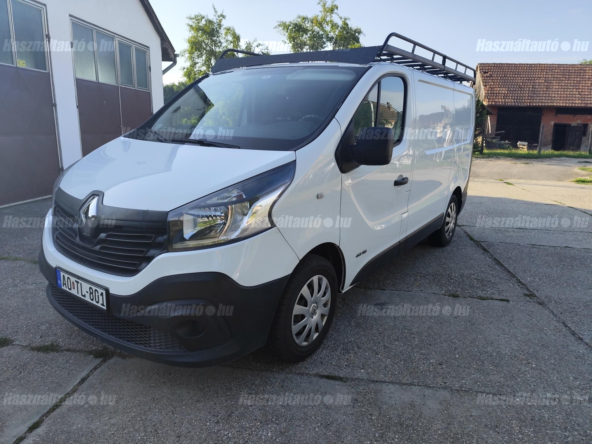 RENAULT TRAFIC 2015/5 - 1