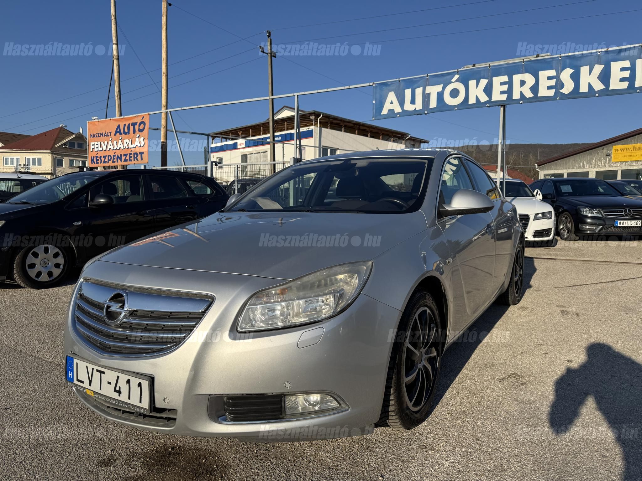 OPEL INSIGNIA 2011/4 - 1