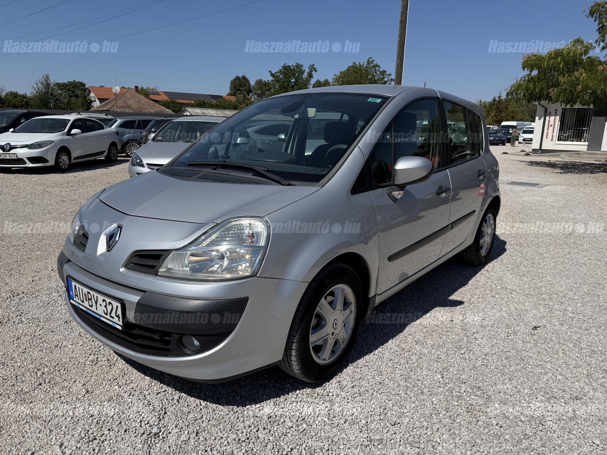 RENAULT MODUS 2010/1 - 1