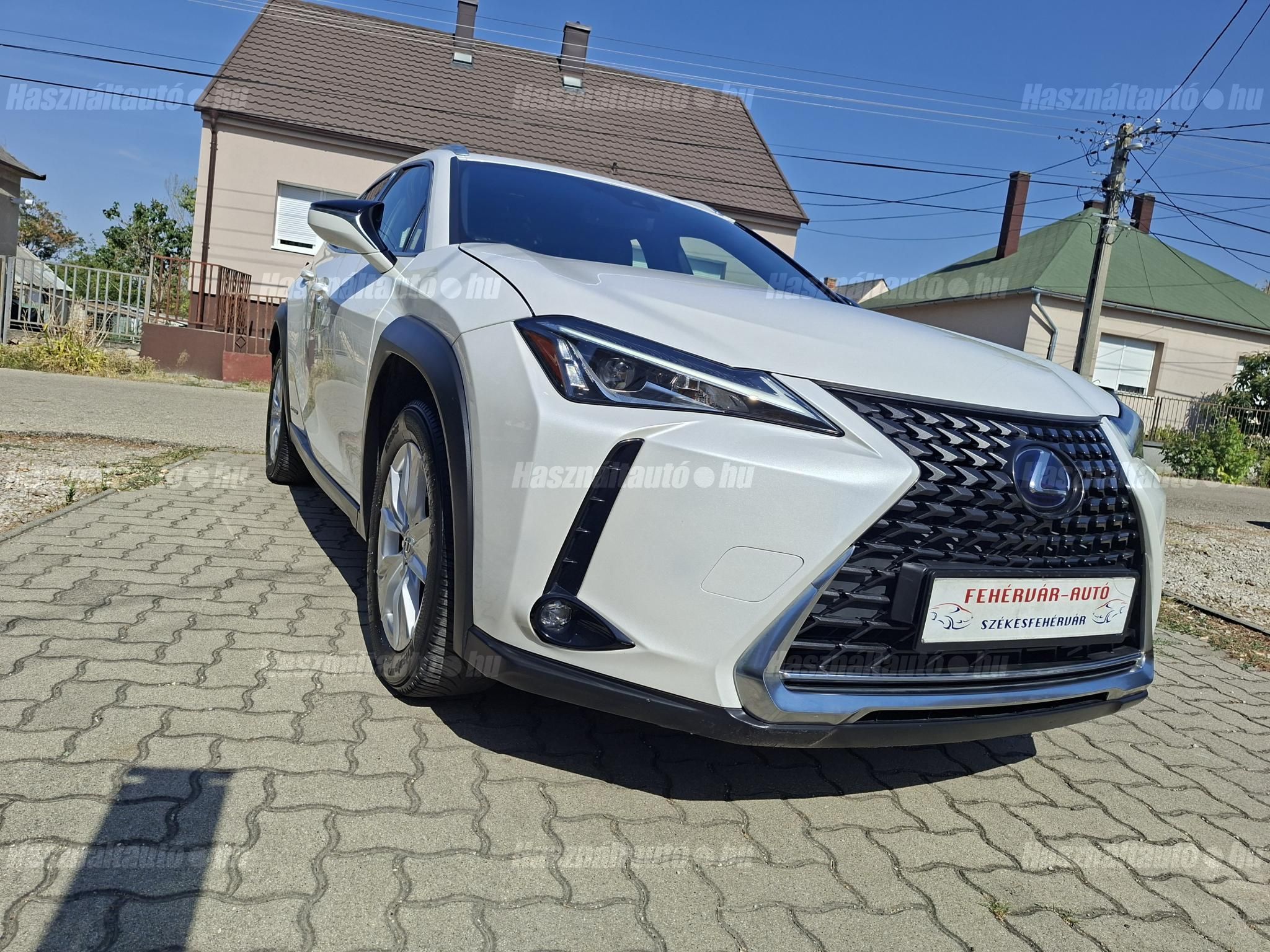 LEXUS UX 2021/12 - 1