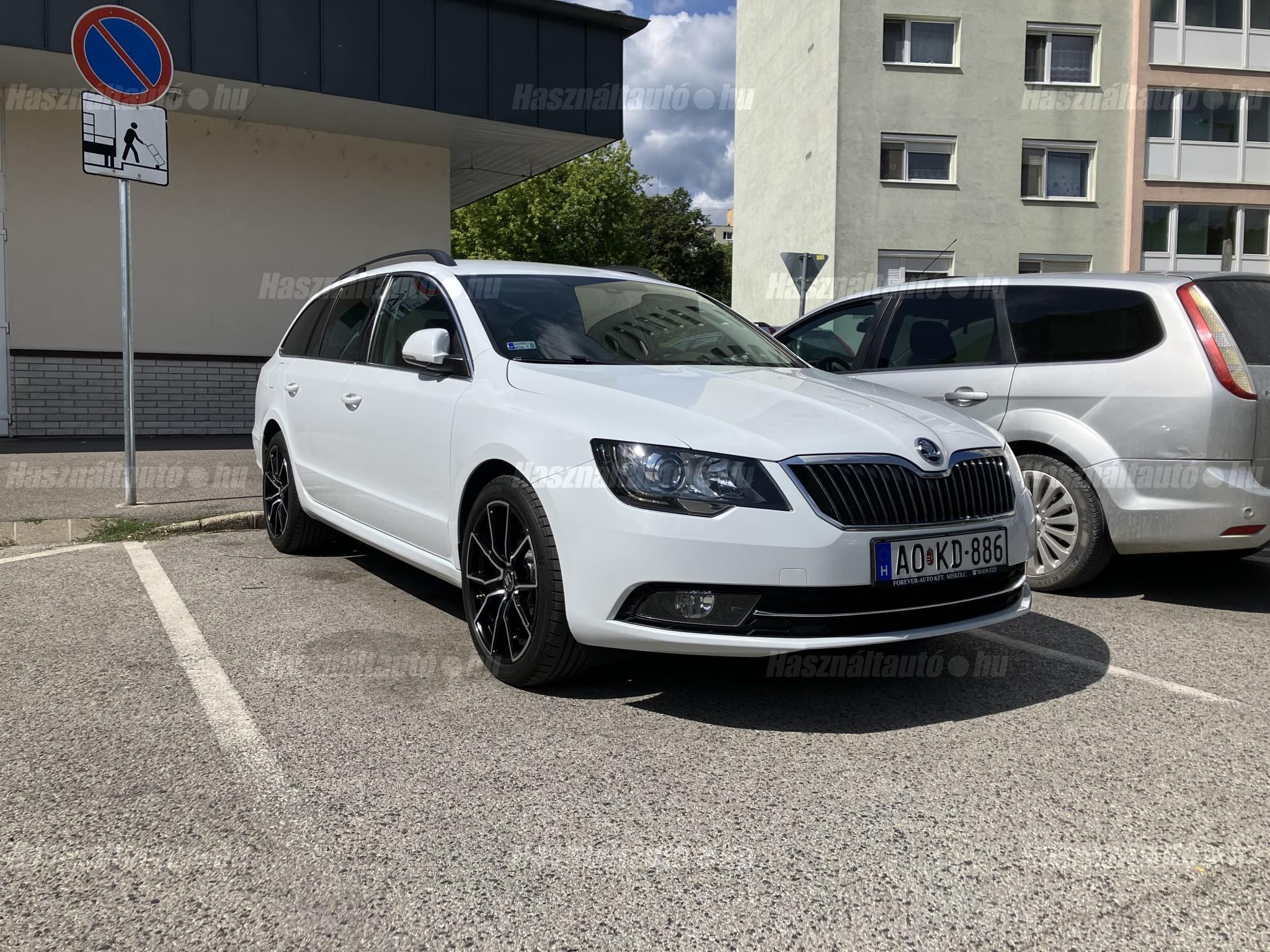 SKODA SUPERB 2015/6 - 1