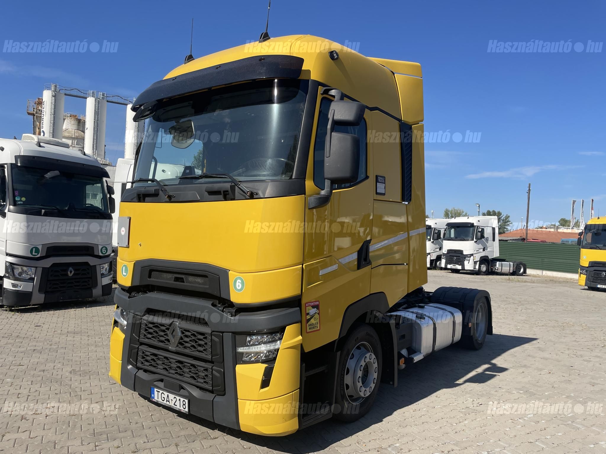 RENAULT 2022/6 - 1