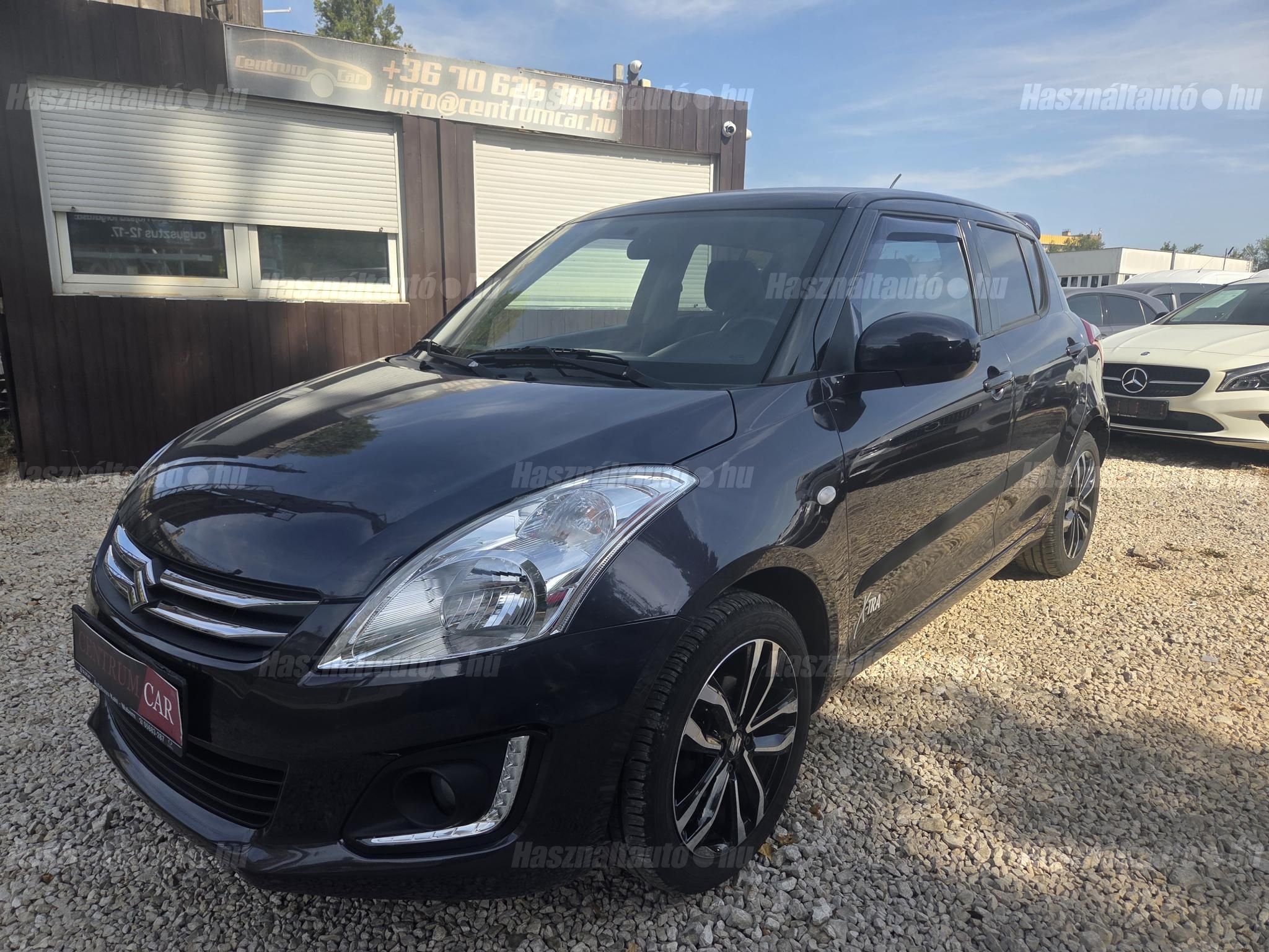 SUZUKI SWIFT 2015/3 - 1