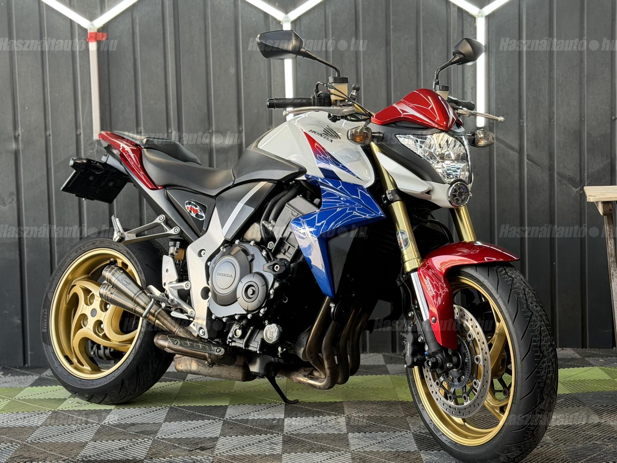 HONDA CB 1000 R+ ABS 2013 - 1