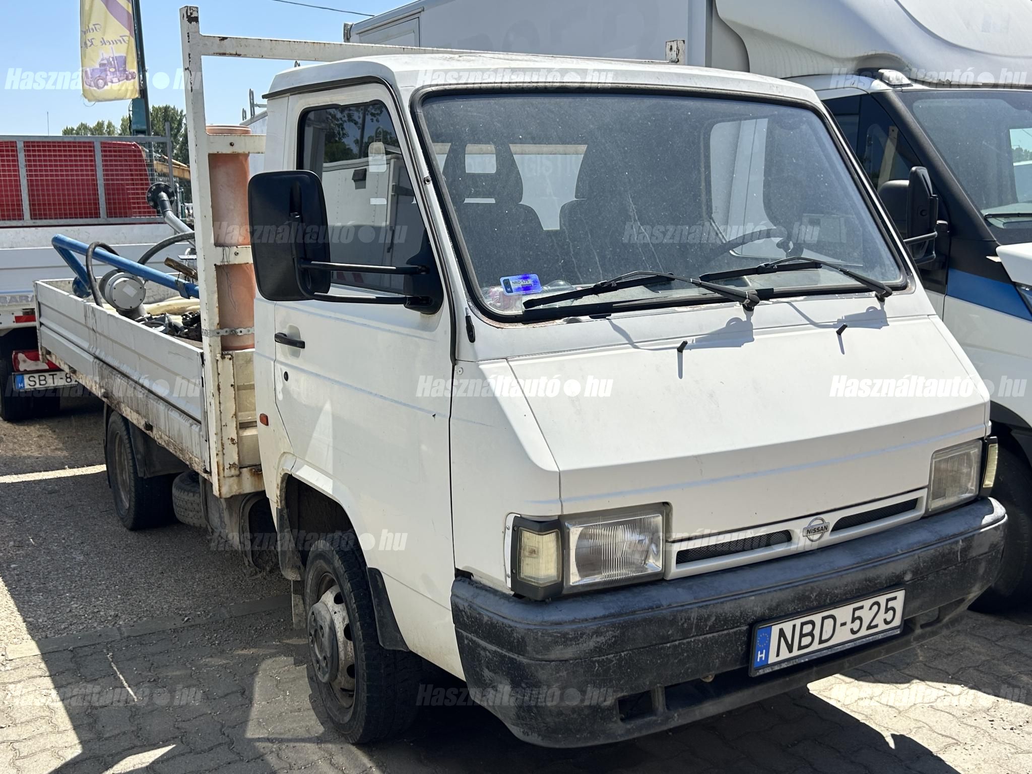 NISSAN TRADE 1996/5 - 1