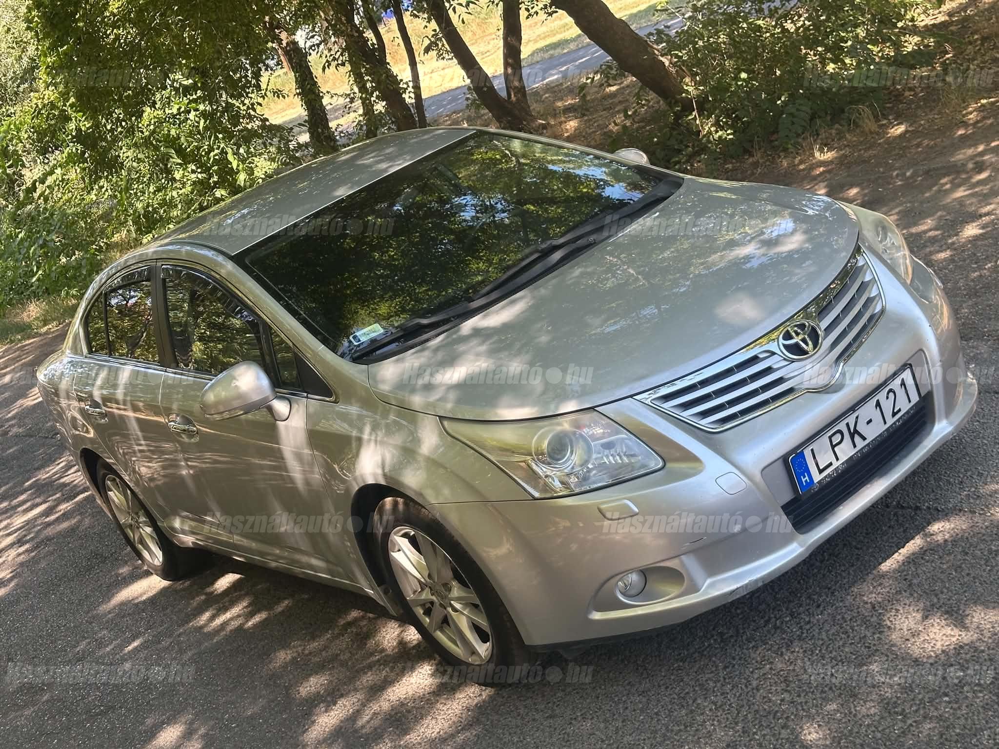 TOYOTA AVENSIS 2009/12 - 1