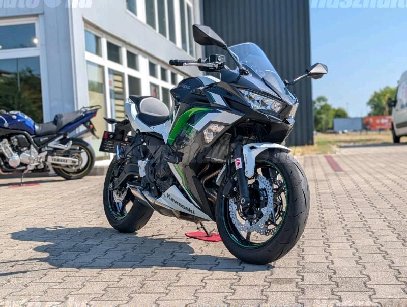 KAWASAKI NINJA 650 2022 - 1