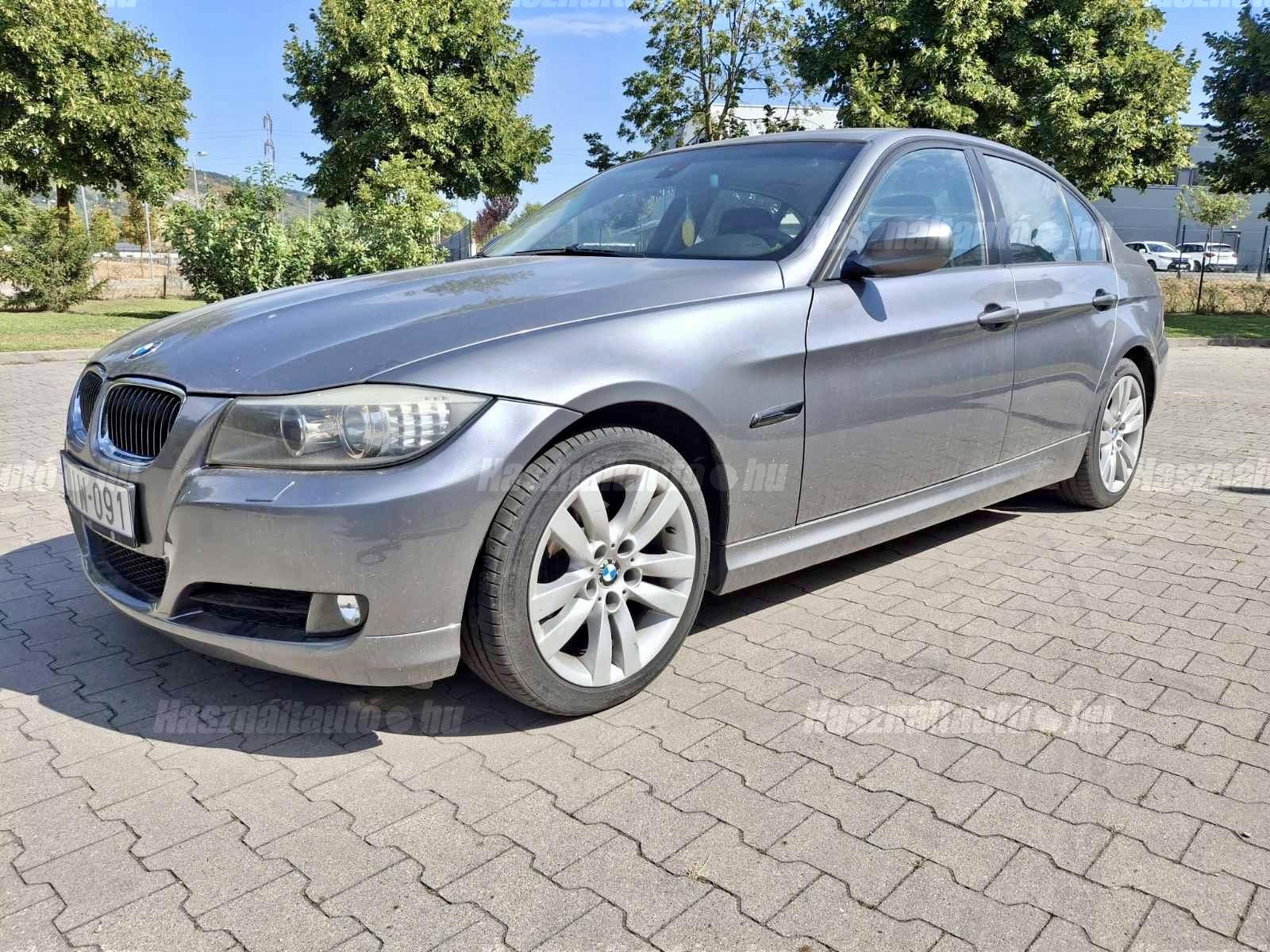 BMW 318 2010/3 - 1