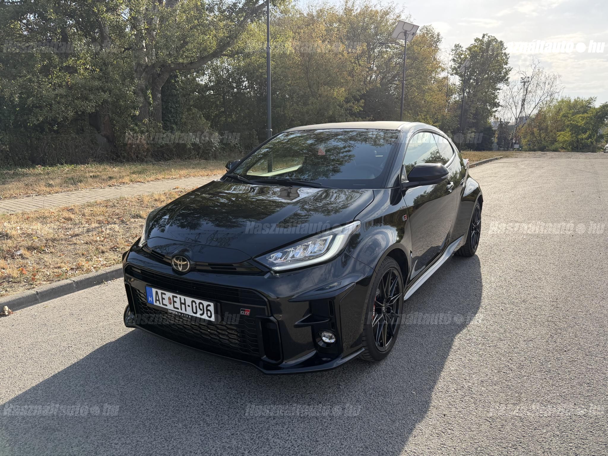 TOYOTA YARIS 2023/8 - 1