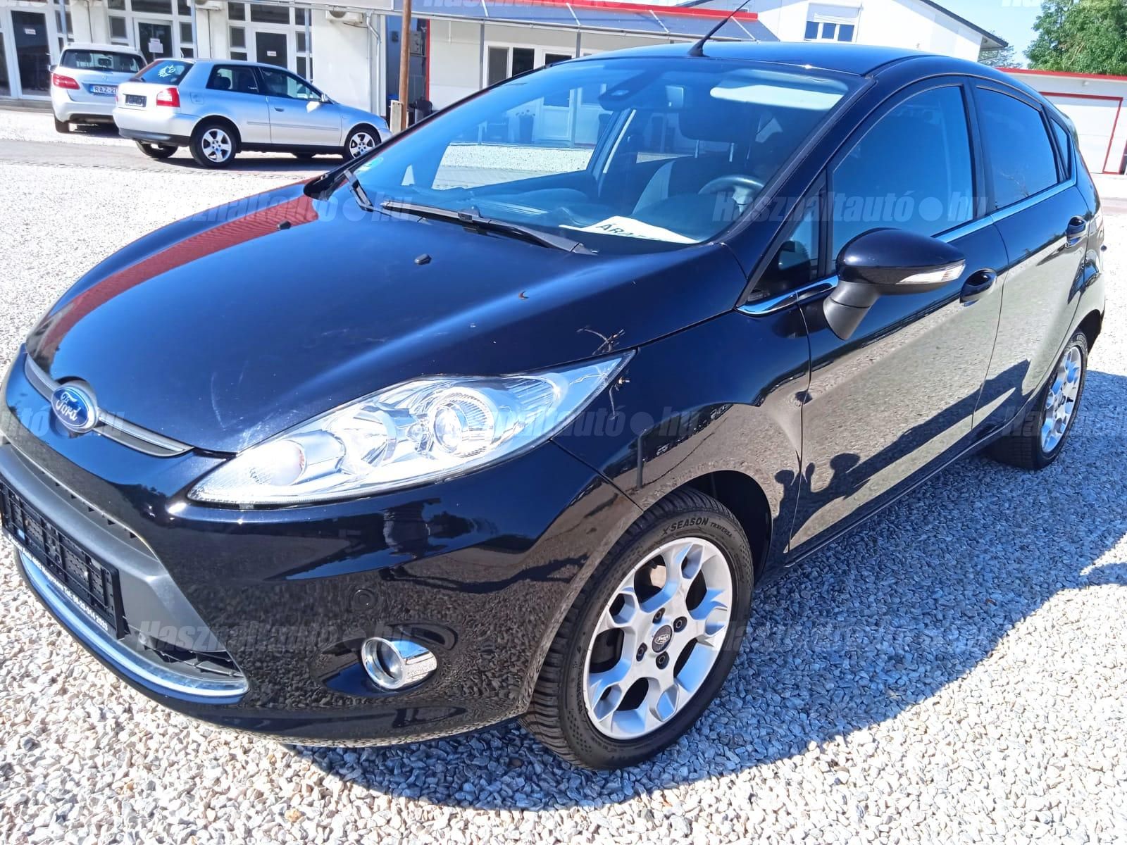 FORD FIESTA 2012/6 - 1