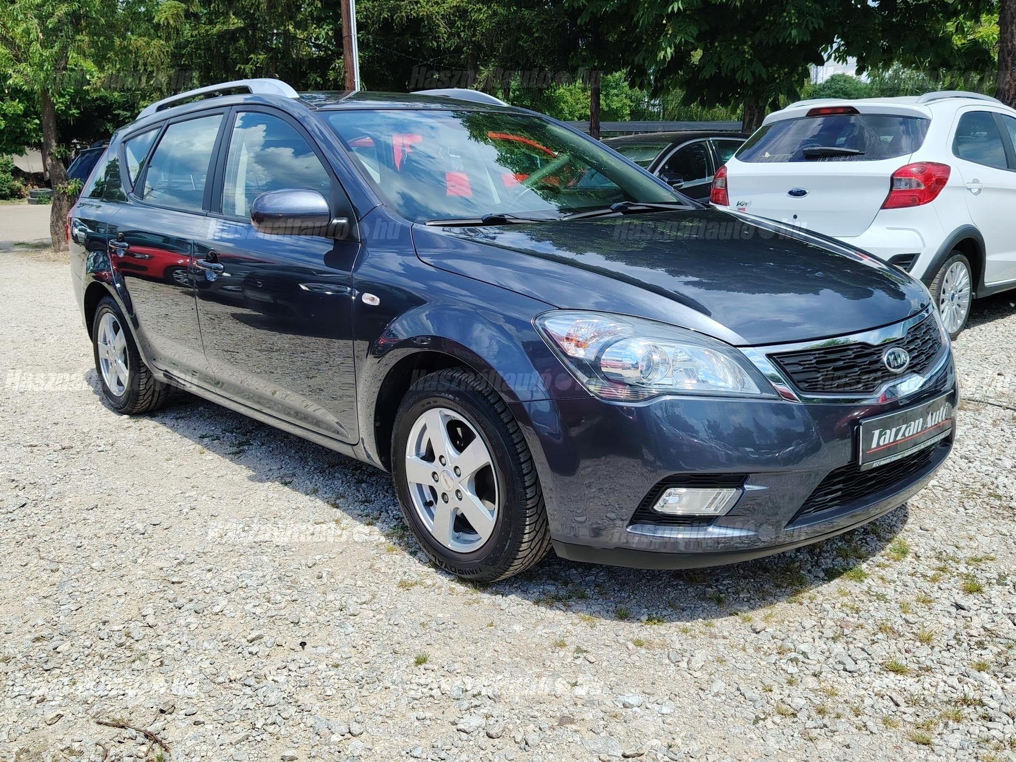 KIA CEE'D 2010/12 - 1