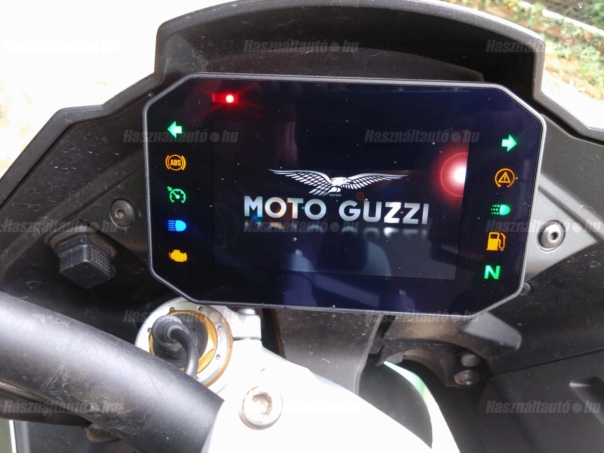 MOTO GUZZI V100 2023/9 - 1