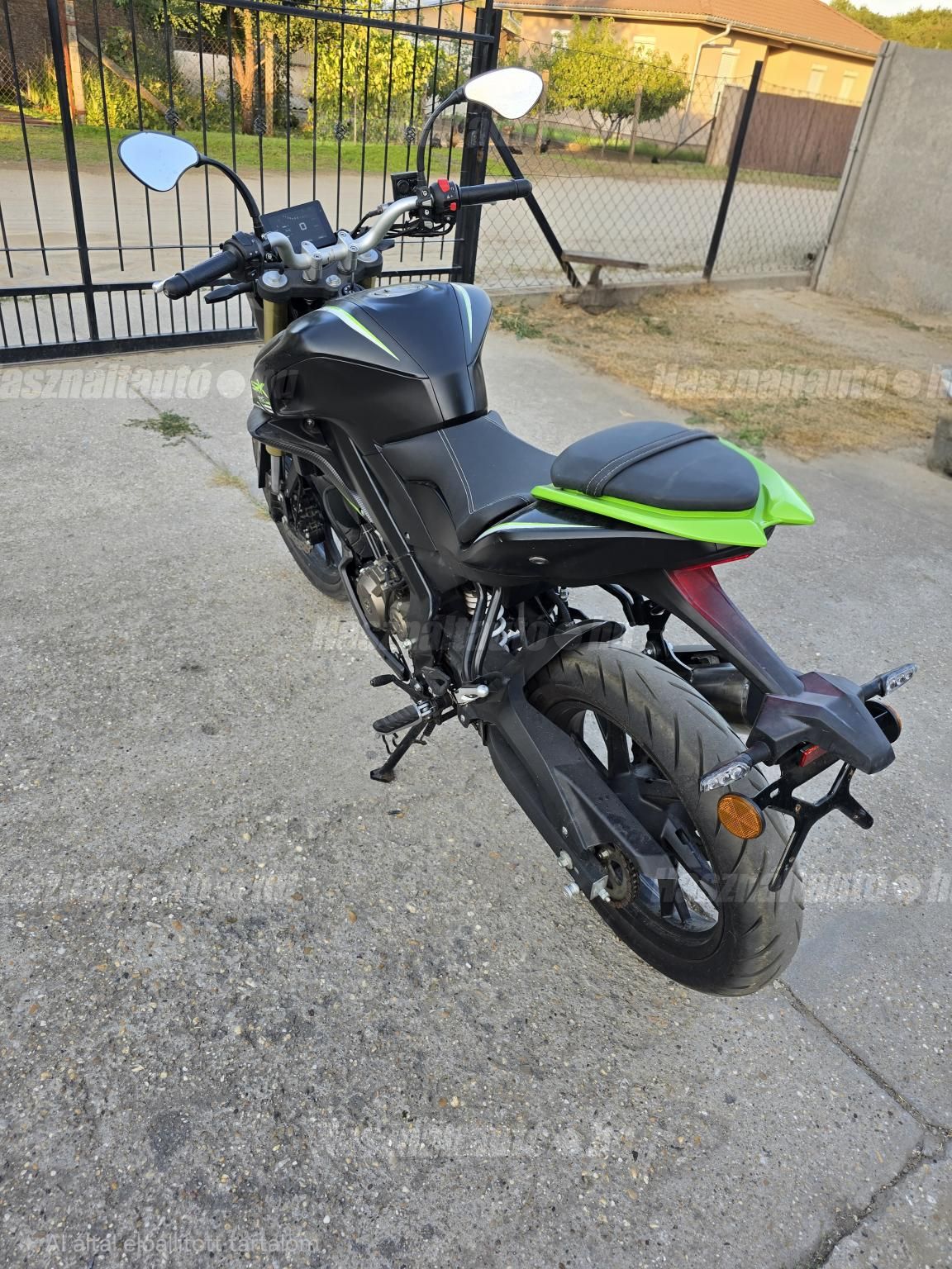 QJMOTOR SRK 125S 2024/11 - 1